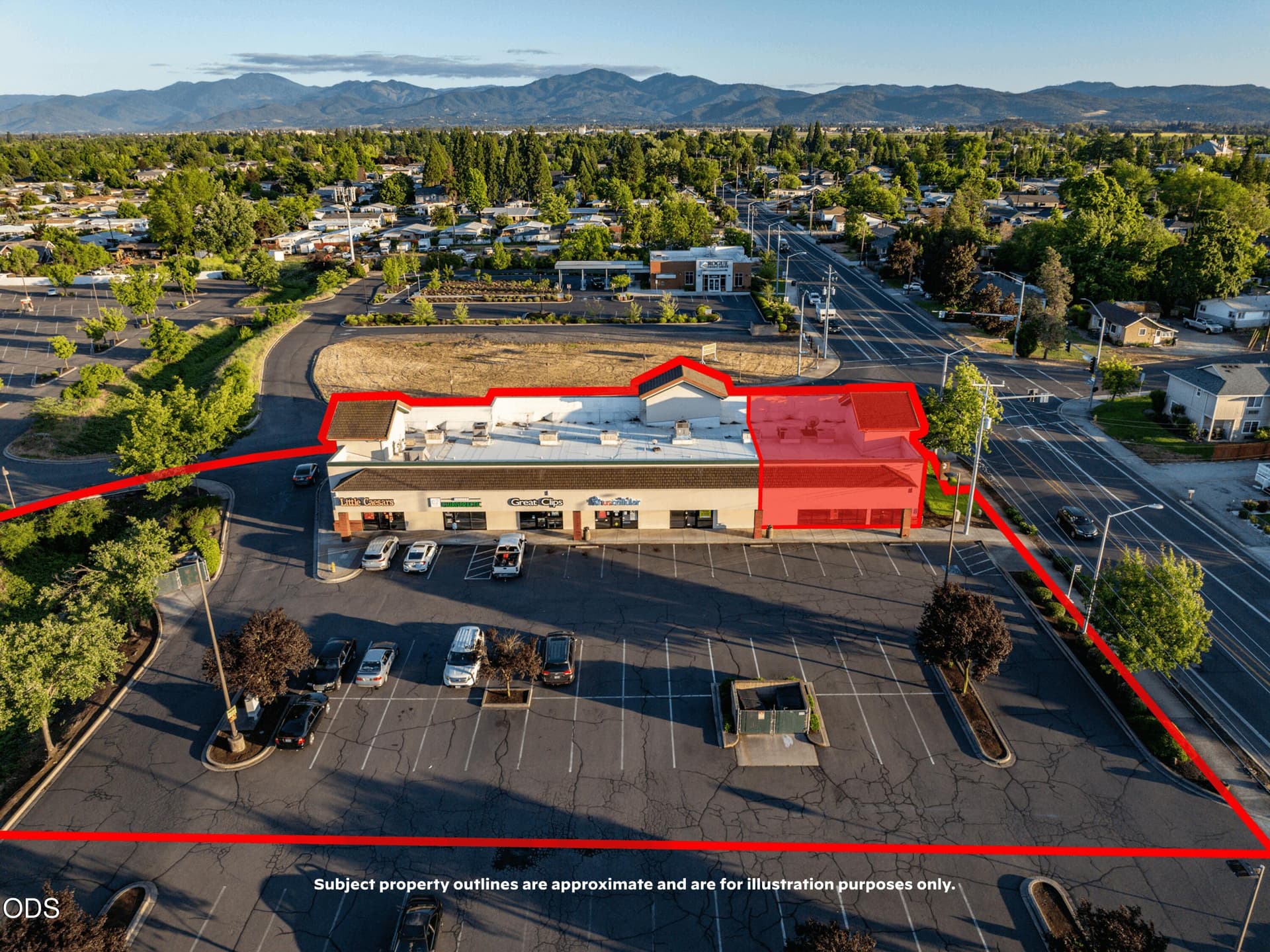 1205 A-2. Photo 1 of 30, 1205 Plaza Boulevard Unit A-B, Central Point, OR 97502