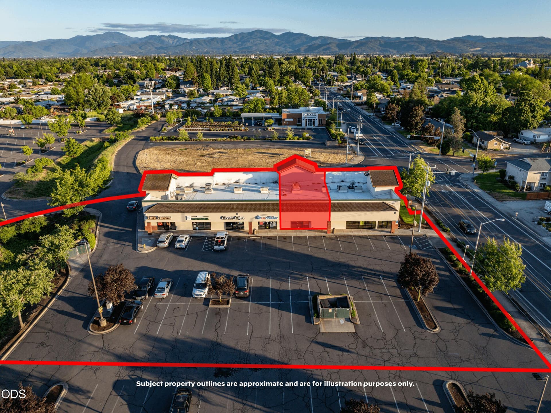 1205 C-1. Photo 1 of 25, 1205 Plaza Boulevard Unit C, Central Point, OR 97502