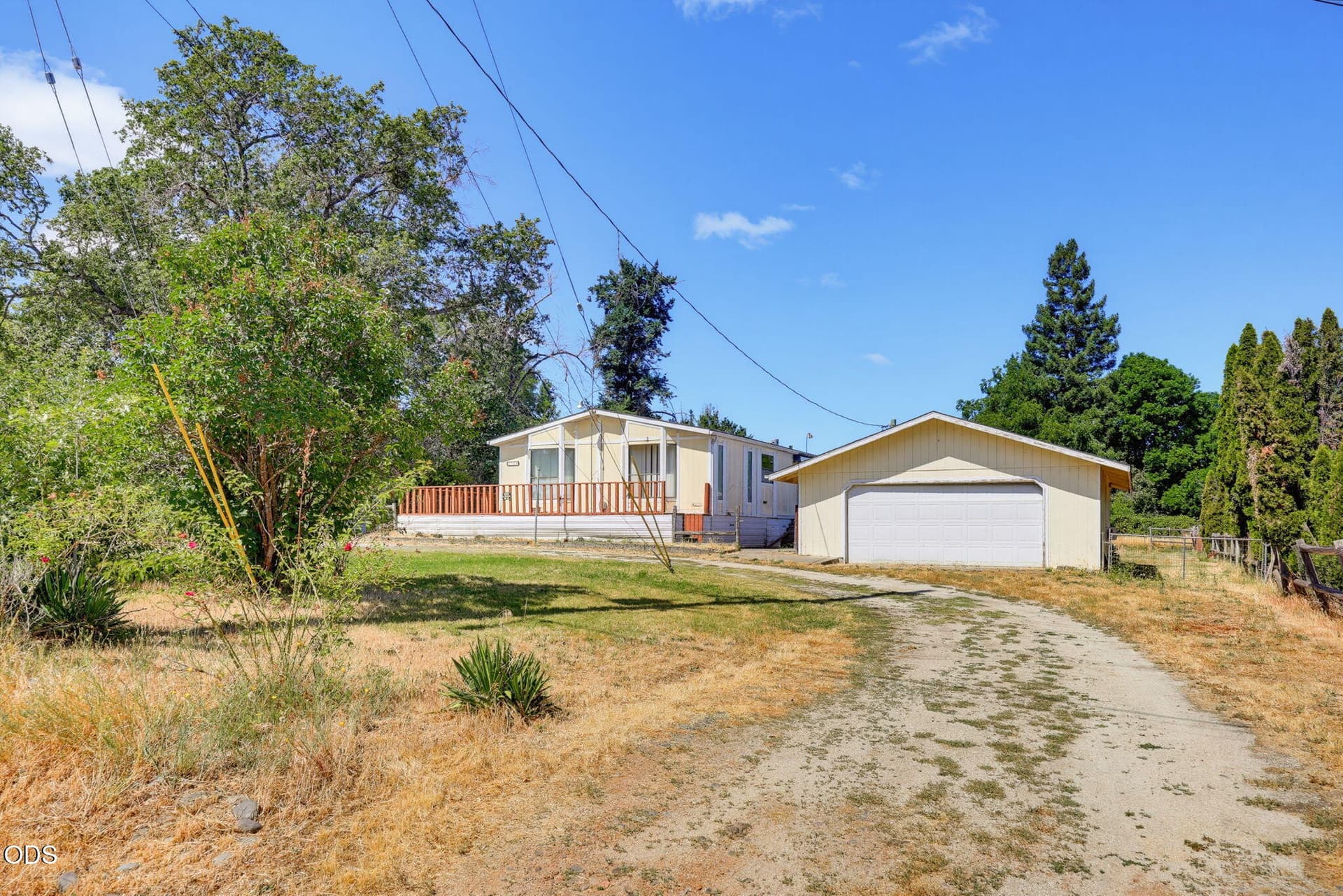 APX_0091. Photo 2 of 34, 1344 Dowell Road, Grants Pass, OR 97527