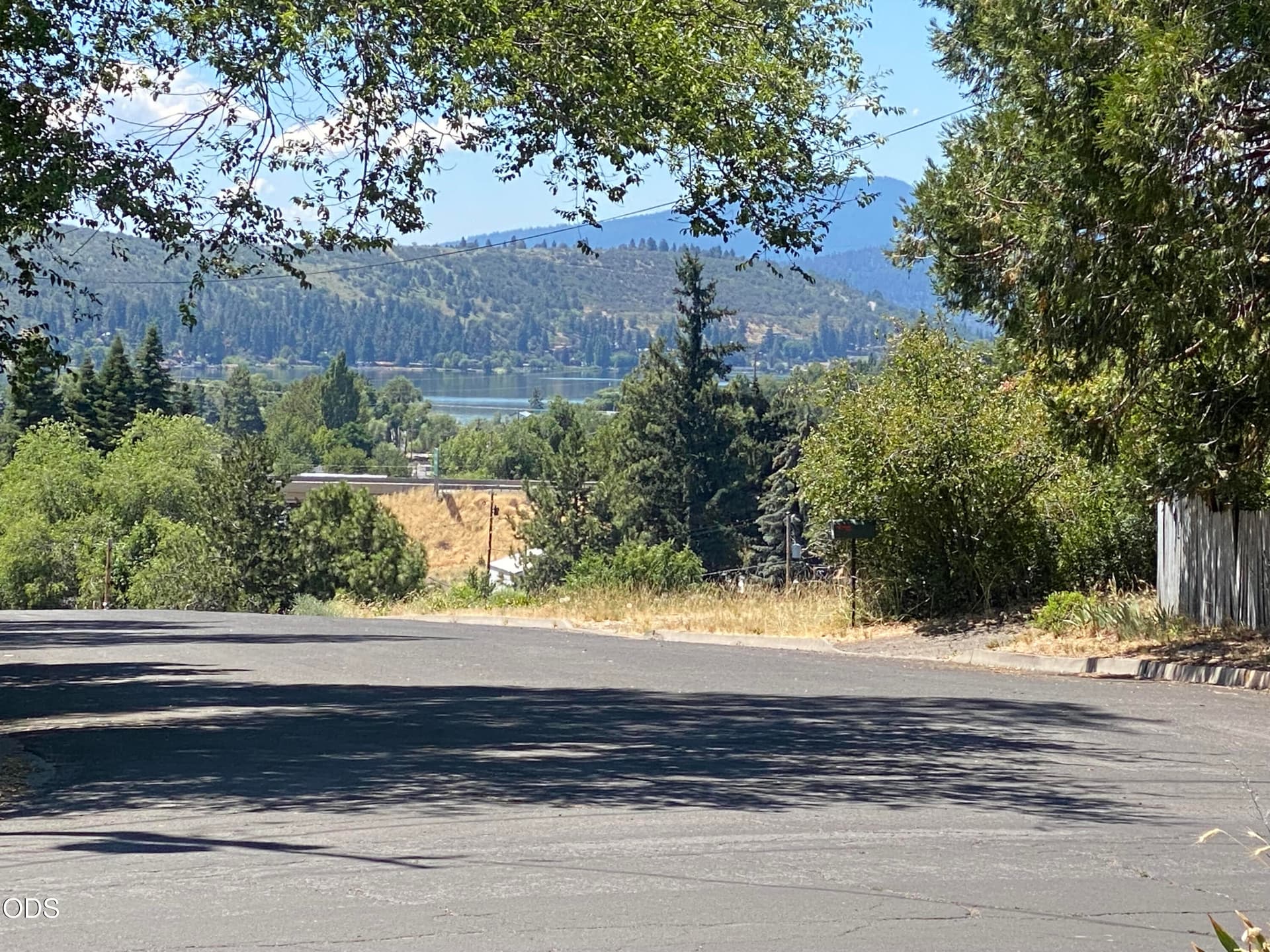 1. Photo 3 of 40, 1855 Lakeview Avenue, Klamath Falls, OR 97601