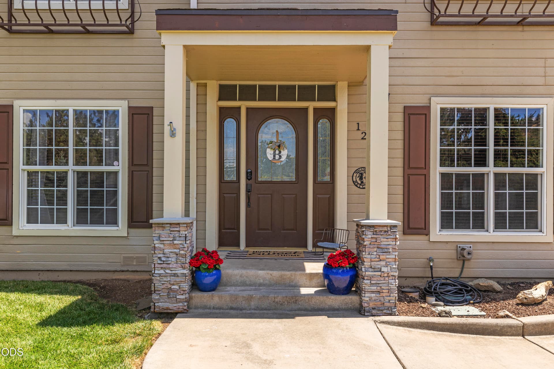 Entry. Photo 2 of 80, 1231 Wild Plum Drive, Klamath Falls, OR 97601