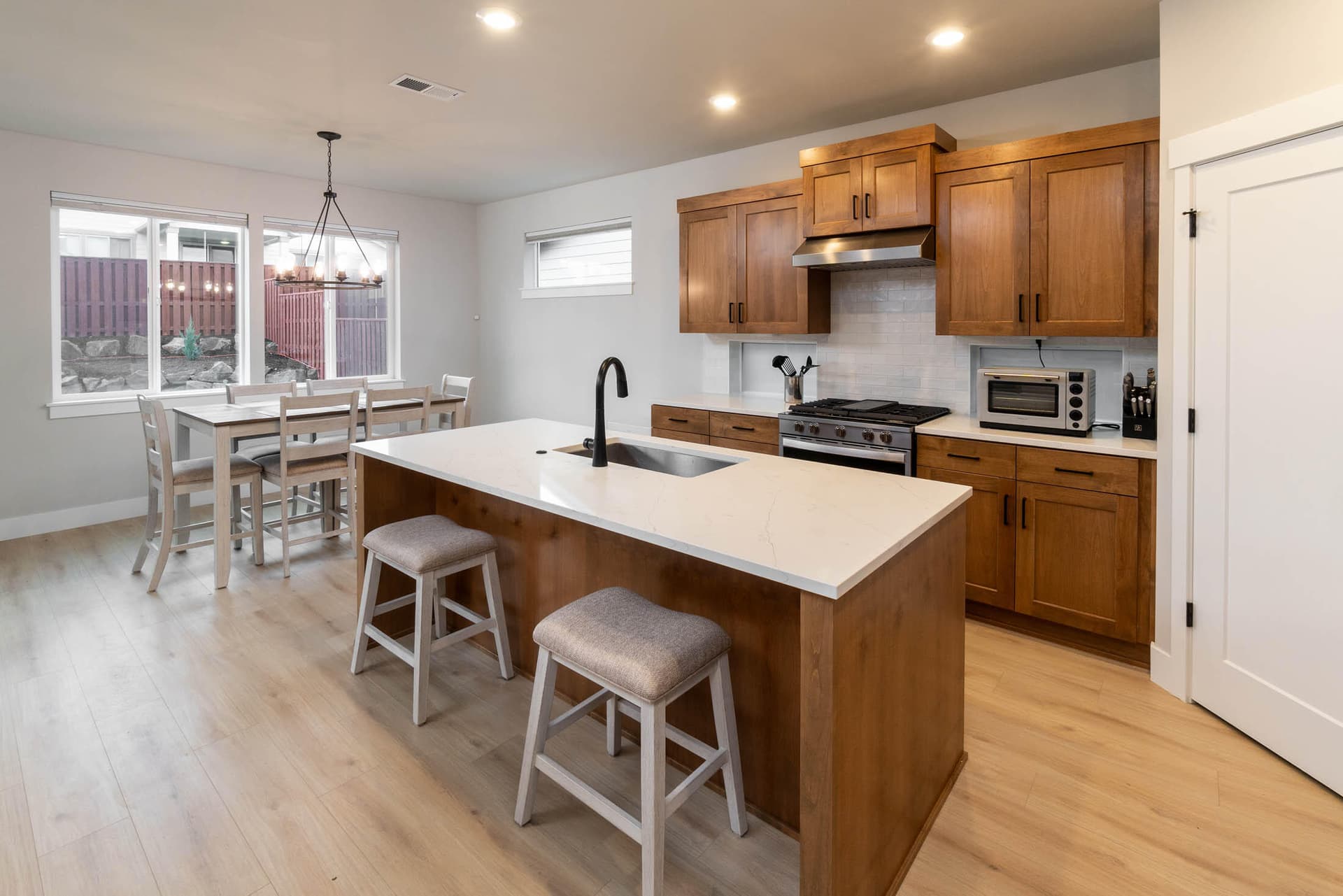 1180 NE Henry Dr 028. Photo 5 of 38, 1180 NE Henry Drive, Prineville, OR 97754