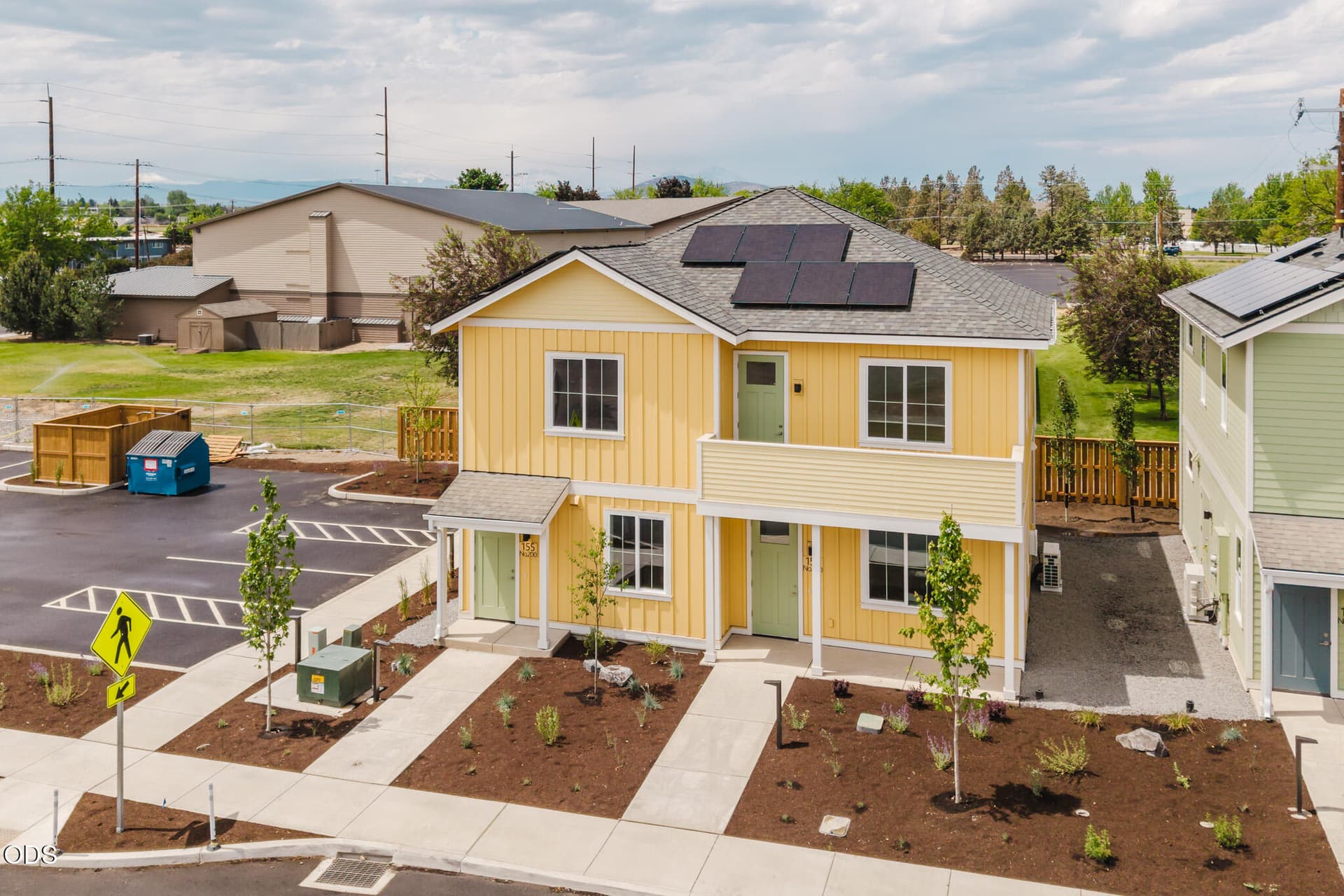 2. Photo 2 of 27, 189 NW 17th Street Unit 200, Redmond, OR 97756