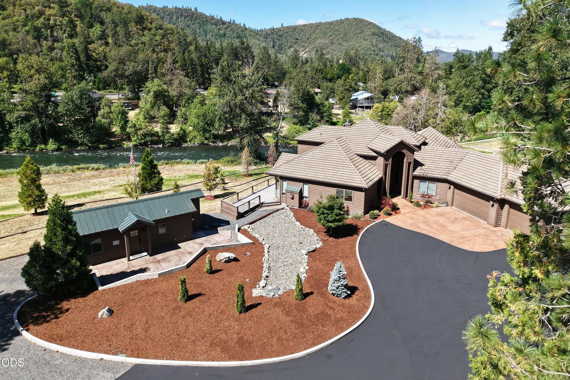 Home & Guest House. Photo 1 of 60, 1600 N Second Avenue, Gold Hill, OR 97525