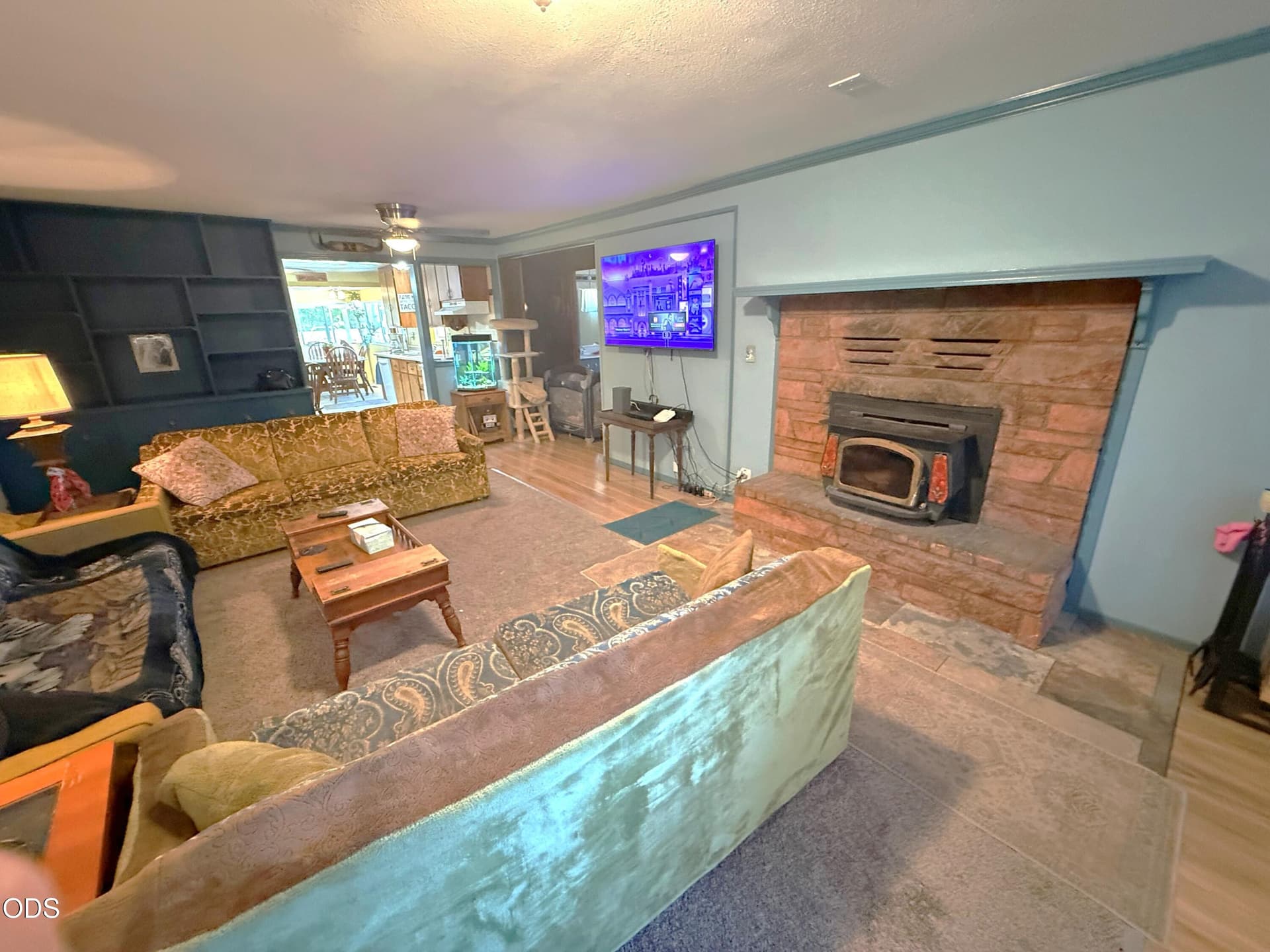 Living Area. Photo 5 of 39, 3206 Summers Lane, Klamath Falls, OR 97603