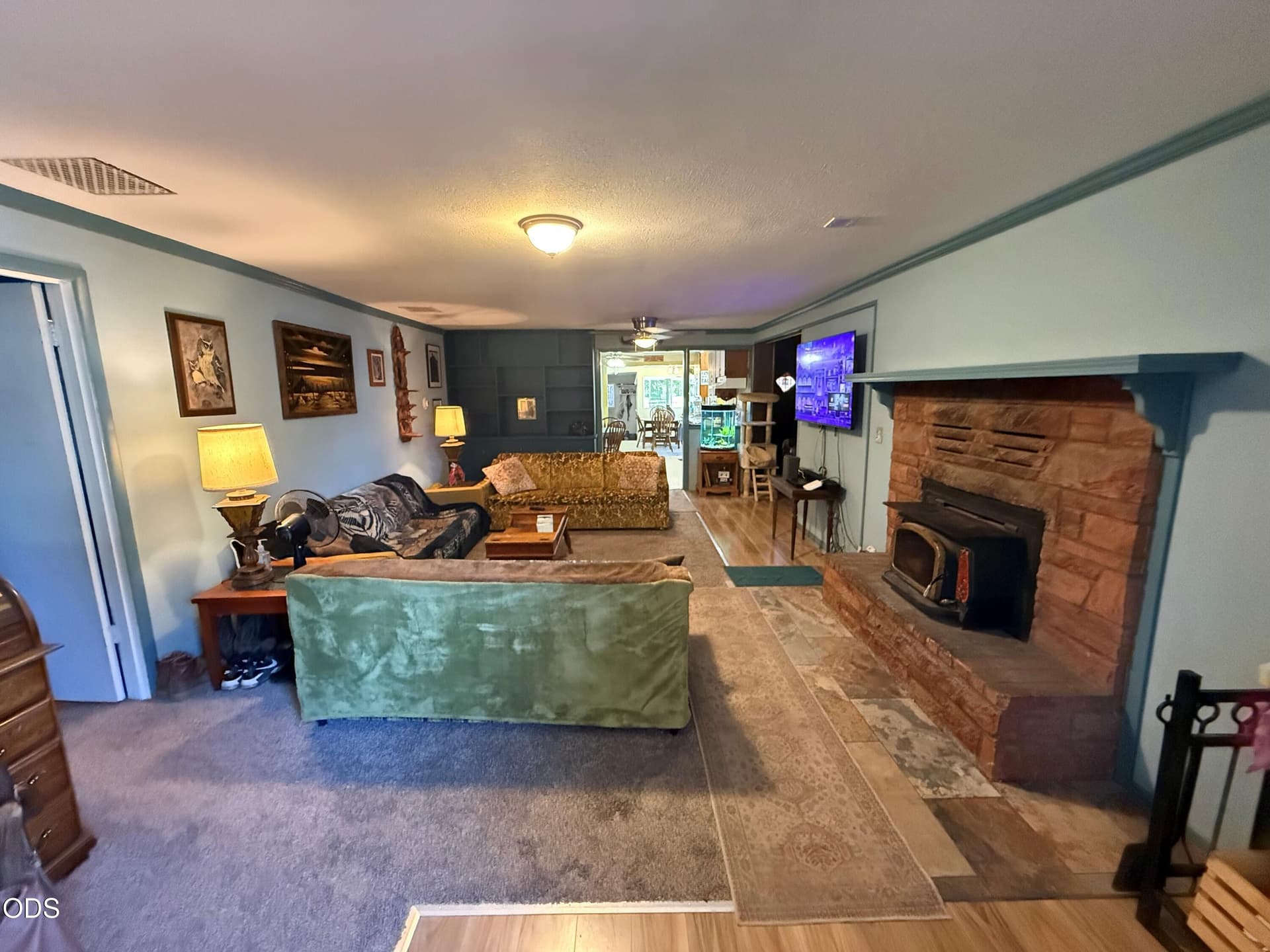 Living Area. Photo 4 of 39, 3206 Summers Lane, Klamath Falls, OR 97603