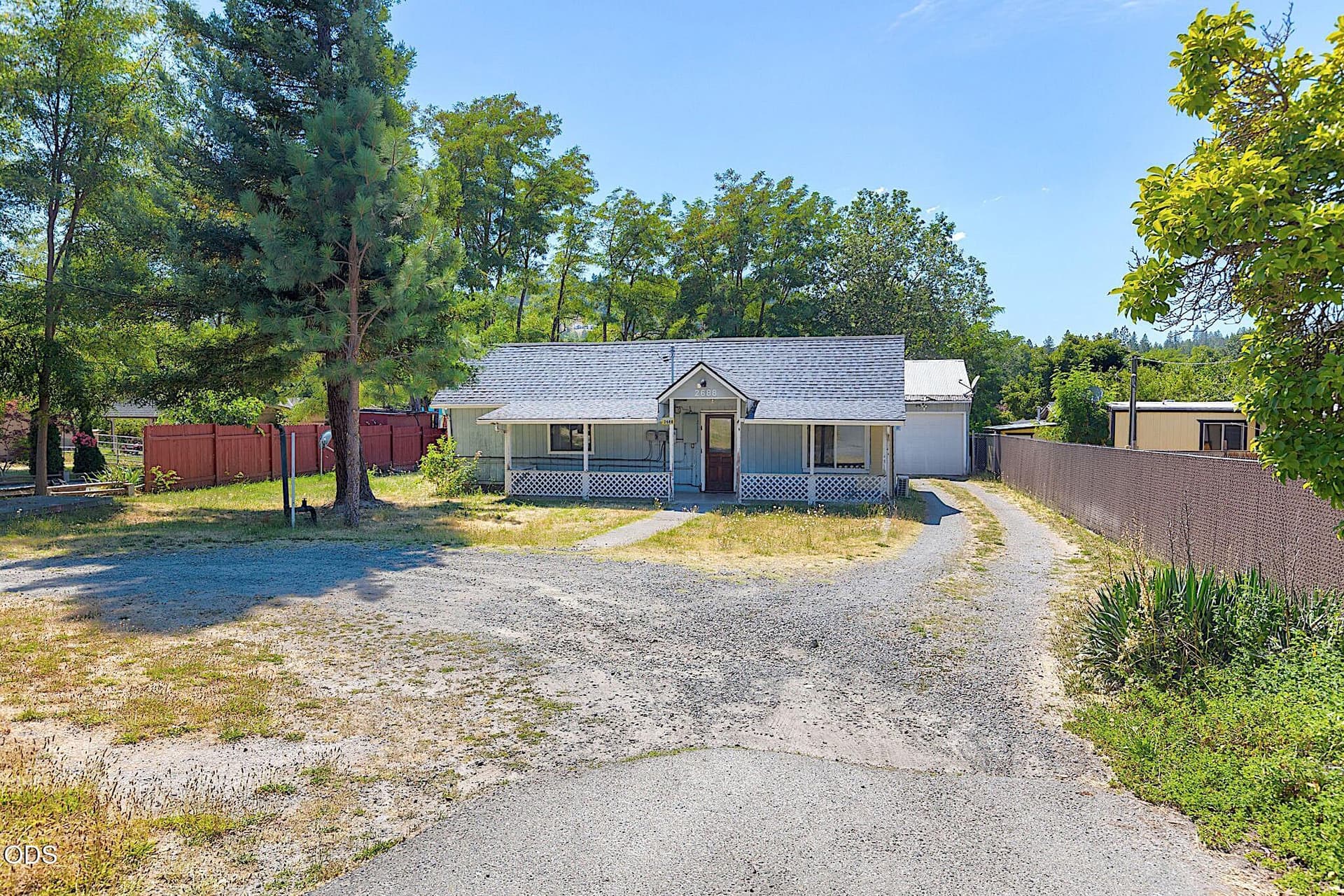 22-web-or-mls-2688-williams-hwy. Photo 2 of 25, 2688 Williams Highway, Grants Pass, OR 97527