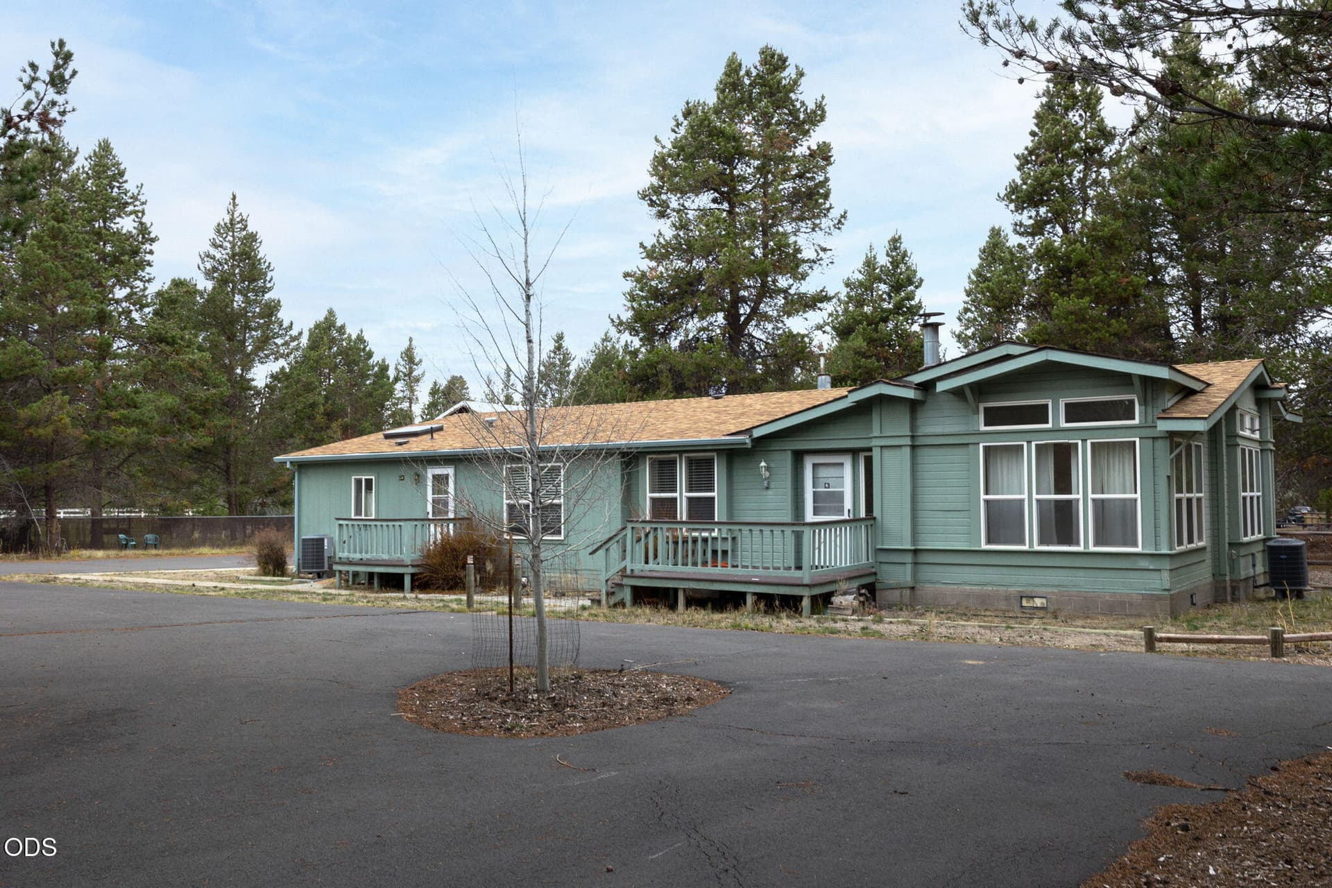 15728 Eastwind Ct-5. Photo 2 of 40, 15728 Eastwind Court, La Pine, OR 97739