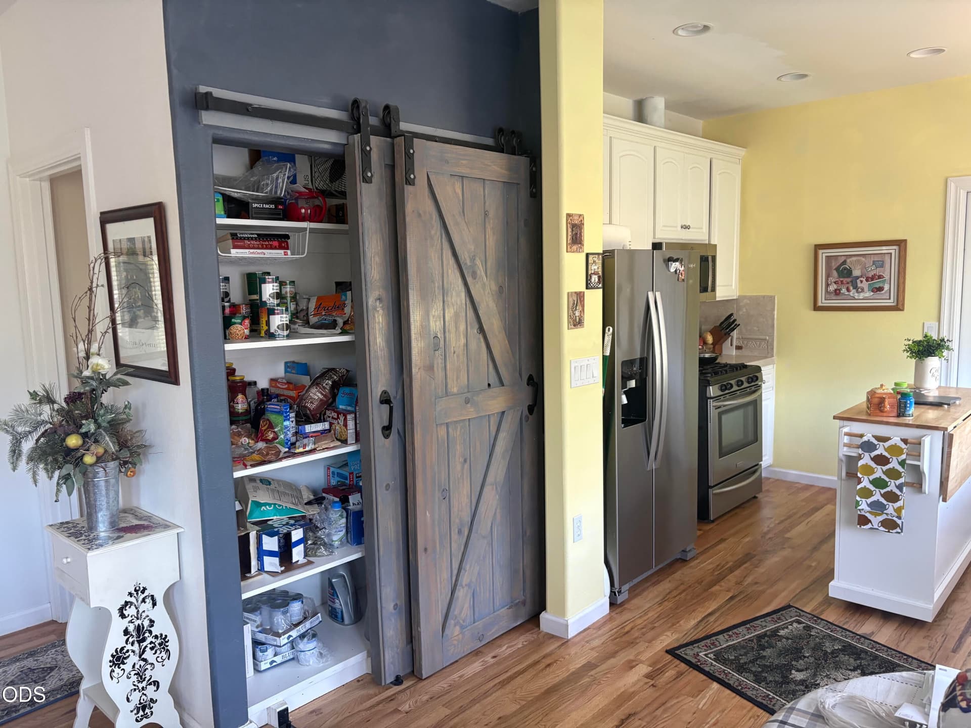 pantry. Photo 4 of 43, 1550 Panoramic Loop, Grants Pass, OR 97527