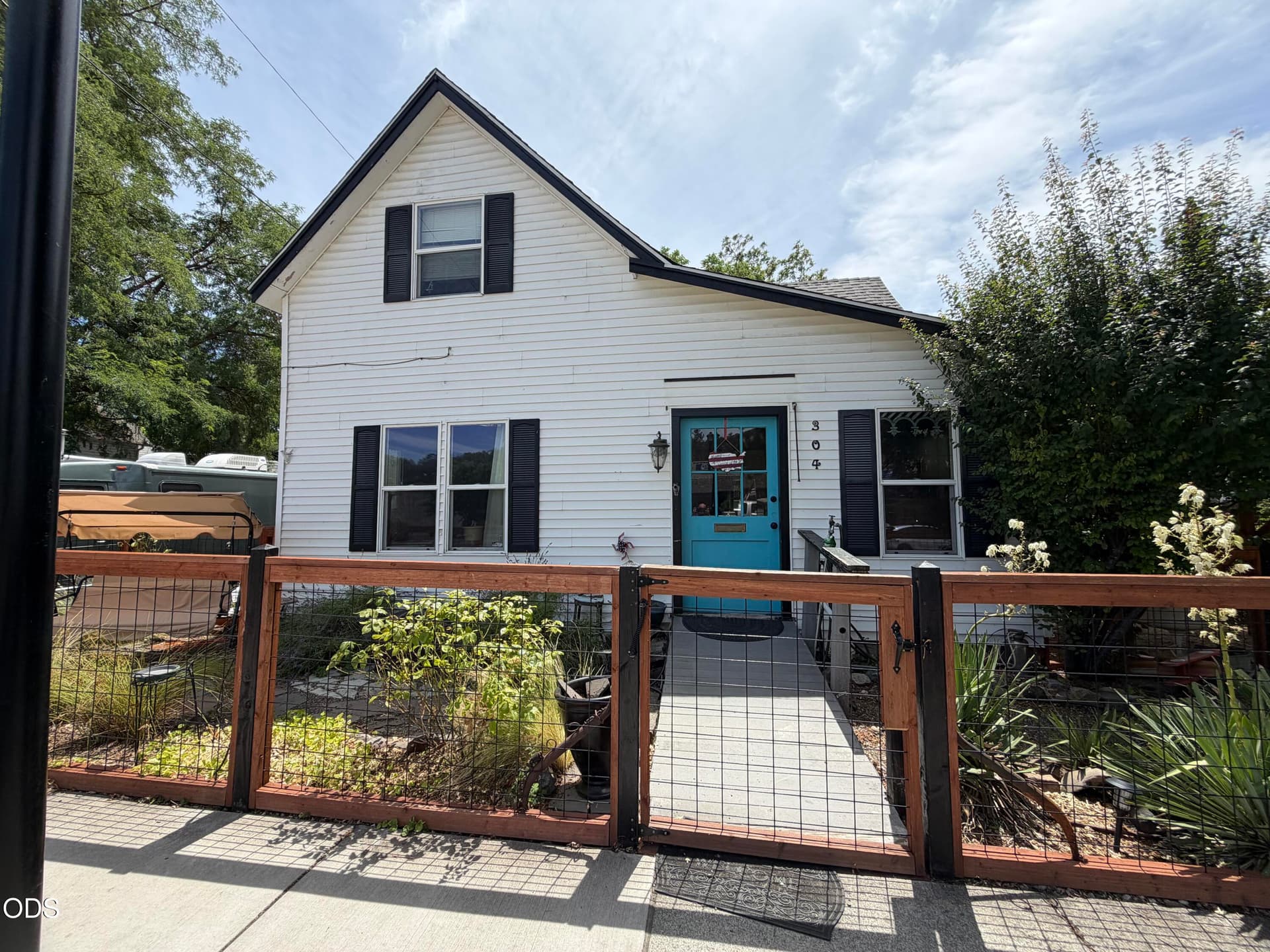 IMG_6020. Photo 1 of 14, 304 2nd Avenue, Gold Hill, OR 97525