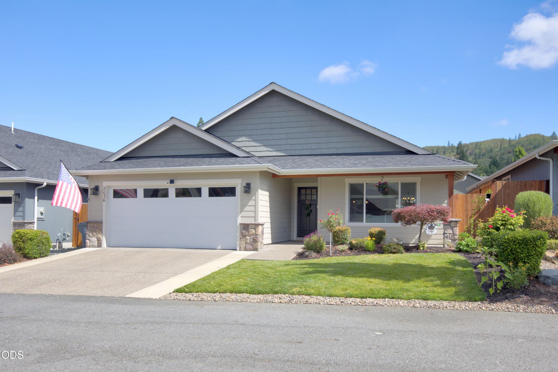 2036 SW Truman Way. Photo 1 of 34, 2036 SW Truman Way, Grants Pass, OR 97526