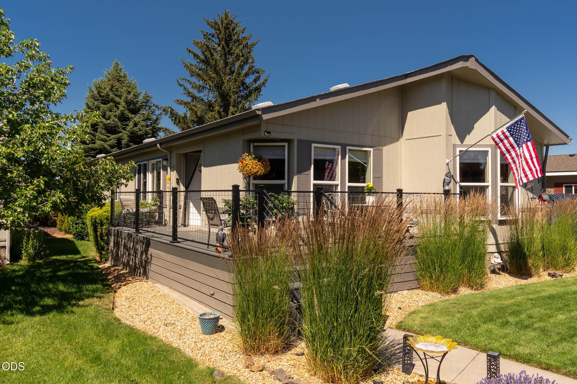 Front Deck Trex-Type. Photo 2 of 40, 1188 NE 27th Street Unit UNIT 10, Bend, OR 97701