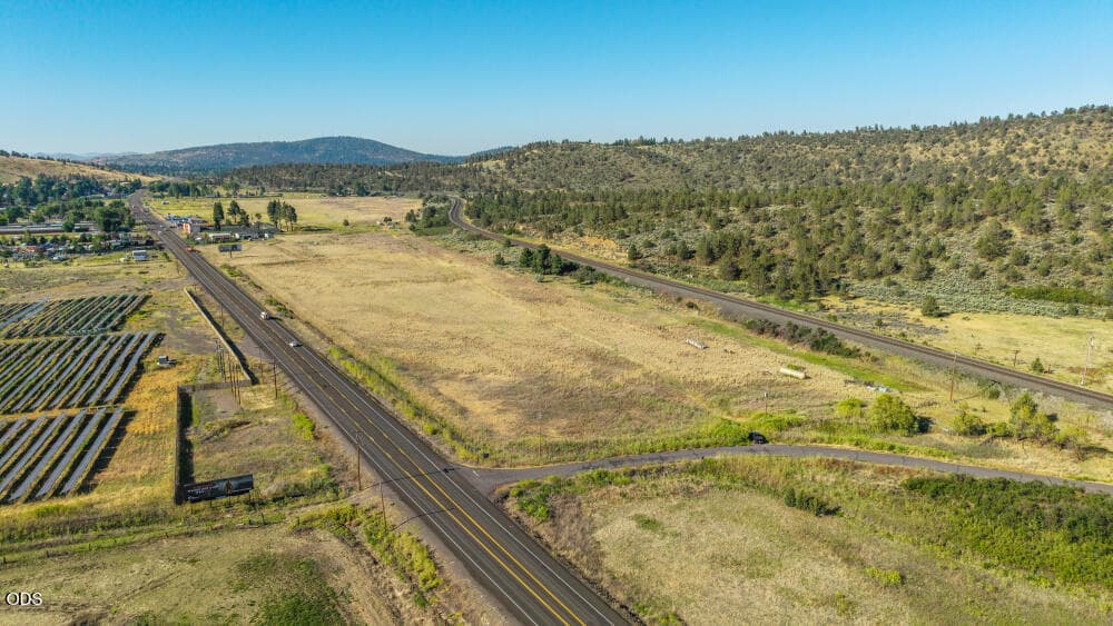 CovePointRdLot-5. Photo 5 of 26, N Hwy 97, Klamath Falls, OR 97601