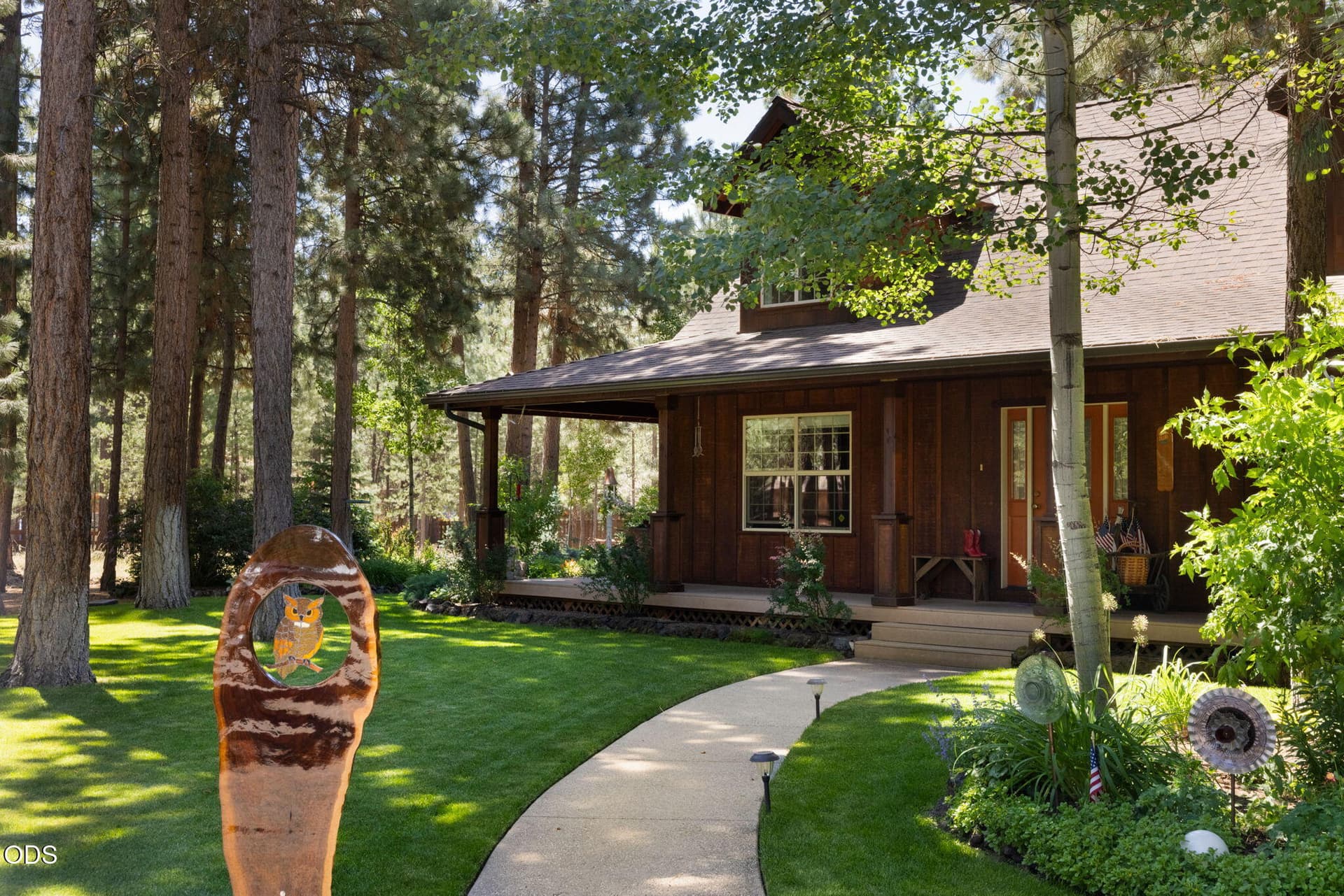 51889 Pine Loop Summer Exterior. Photo 2 of 57, 51889 Pine Loop Drive, La Pine, OR 97739