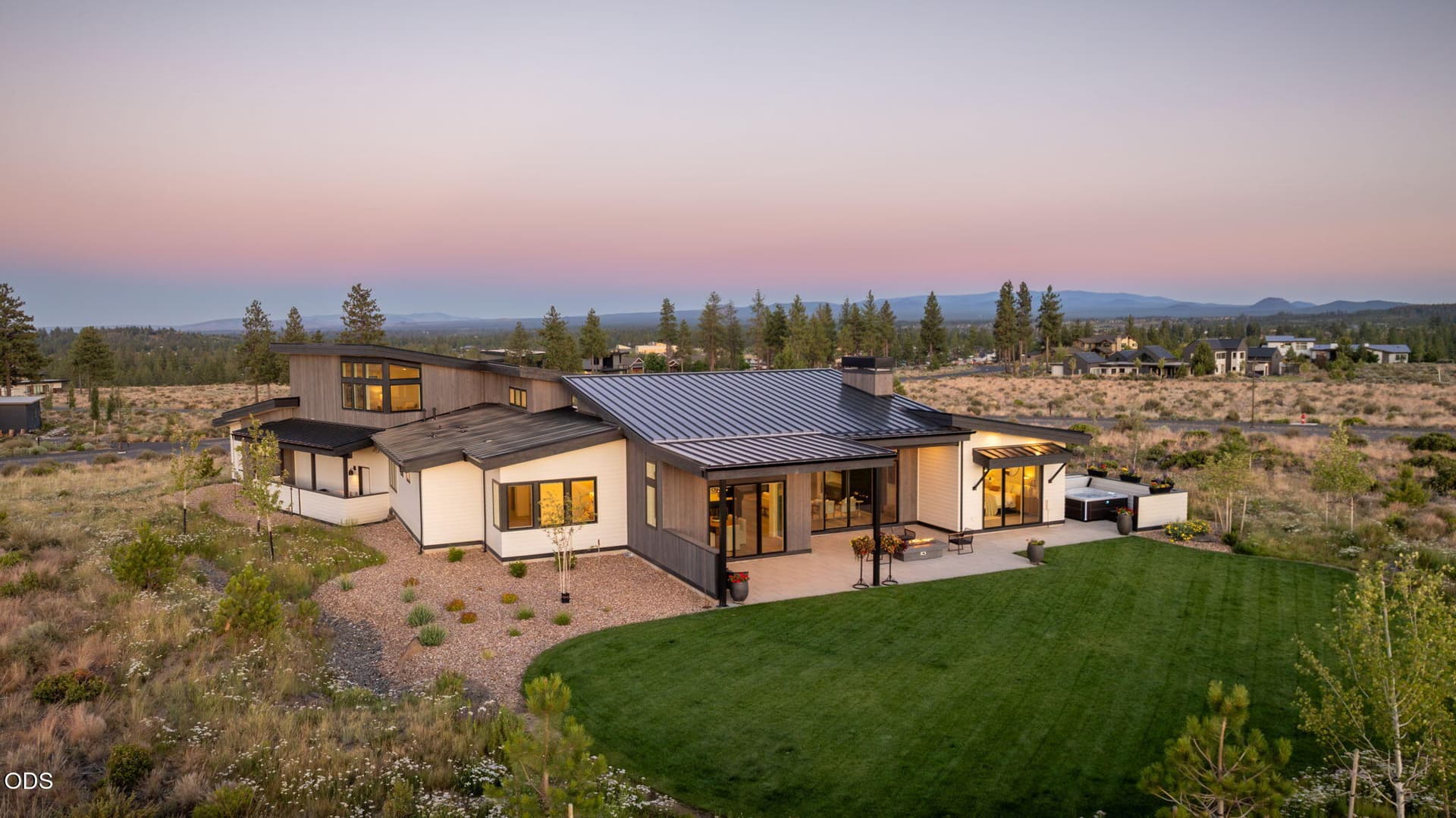 11-web-or-mls-RileyVisuals_Twilight-11. Photo 4 of 75, 62313 McClain Drive, Bend, OR 97703
