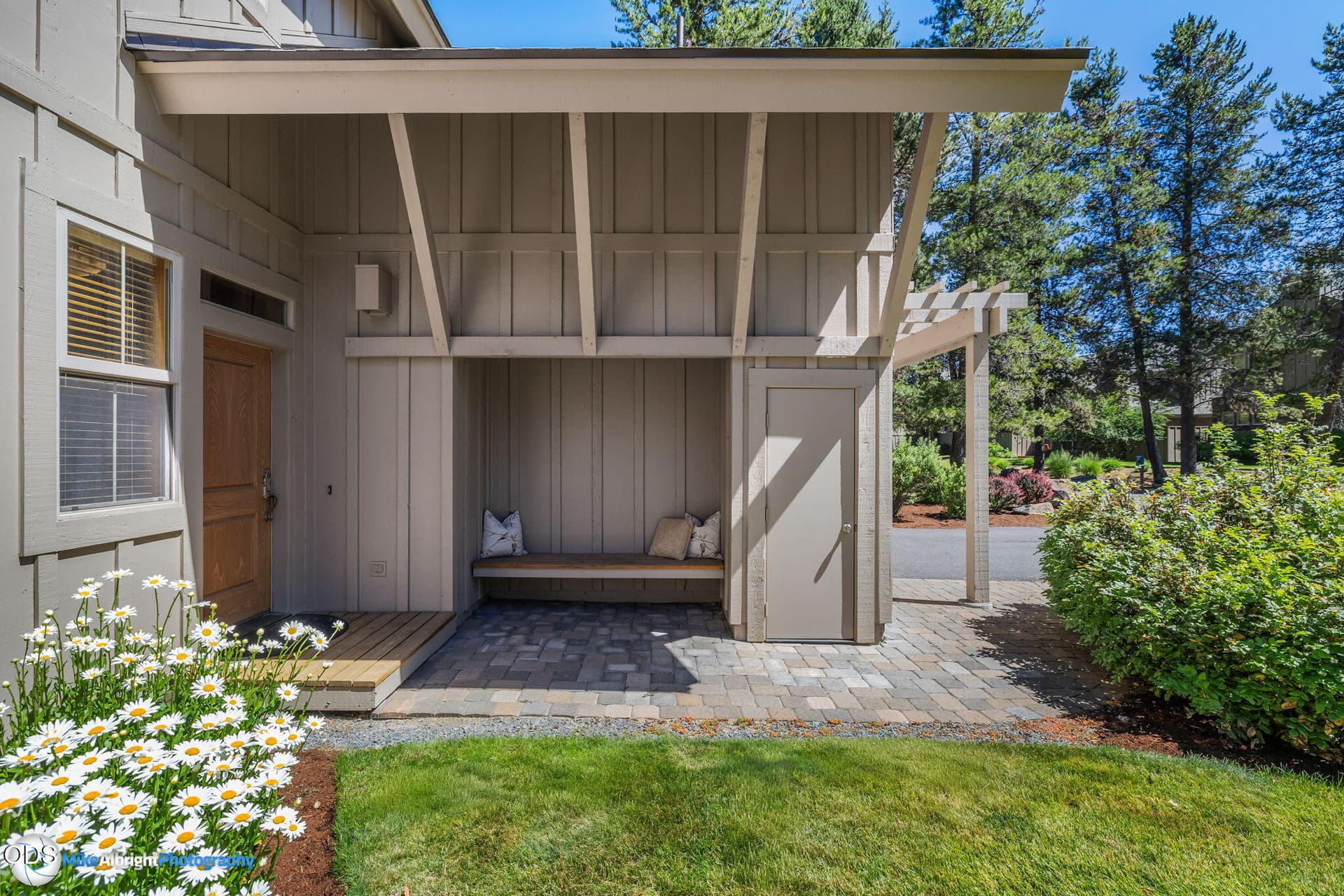 Welcoming front entry!. Photo 5 of 31, 57163 Fremont Drive Unit 13, Sunriver, OR 97707
