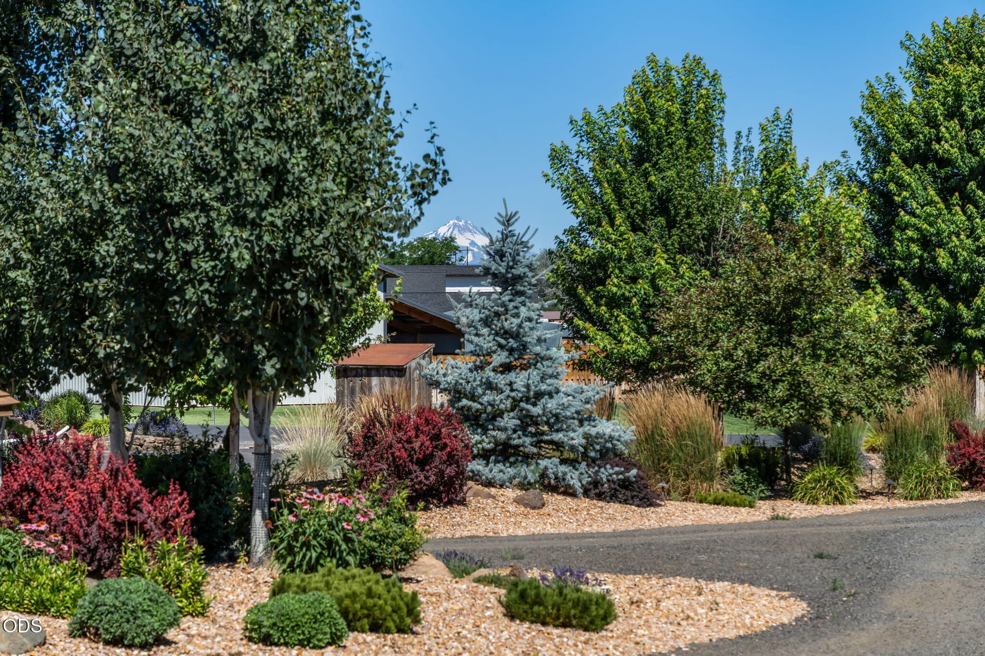 2026_07_10_4137_NW_39th_Dr_rdm_215-41. Photo 5 of 47, 4137 NW 39th Drive, Redmond, OR 97756