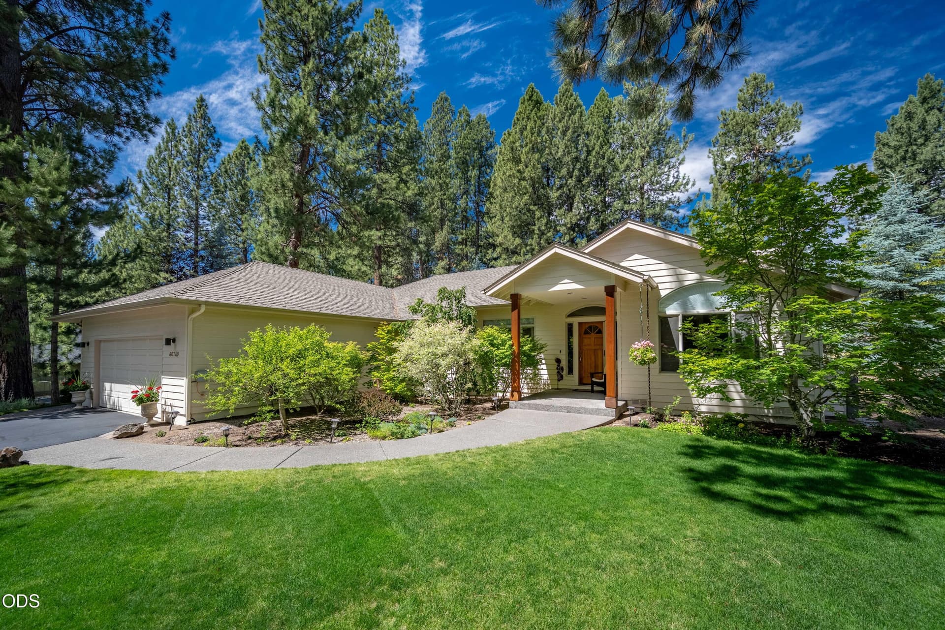 Golf Village Loop (5 of 31). Photo 5 of 44, 60749 Golf Village Loop, Bend, OR 97702