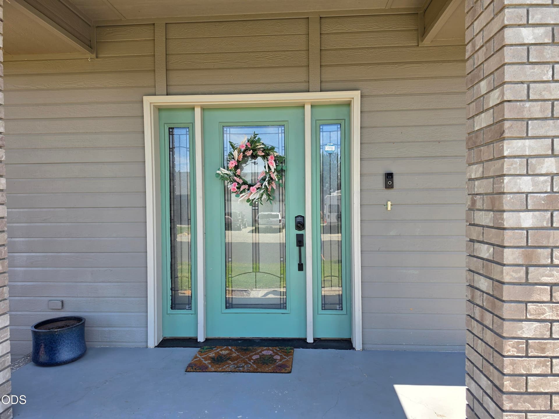 Front Door. Photo 3 of 51, 6405 Ventura Drive, Klamath Falls, OR 97603