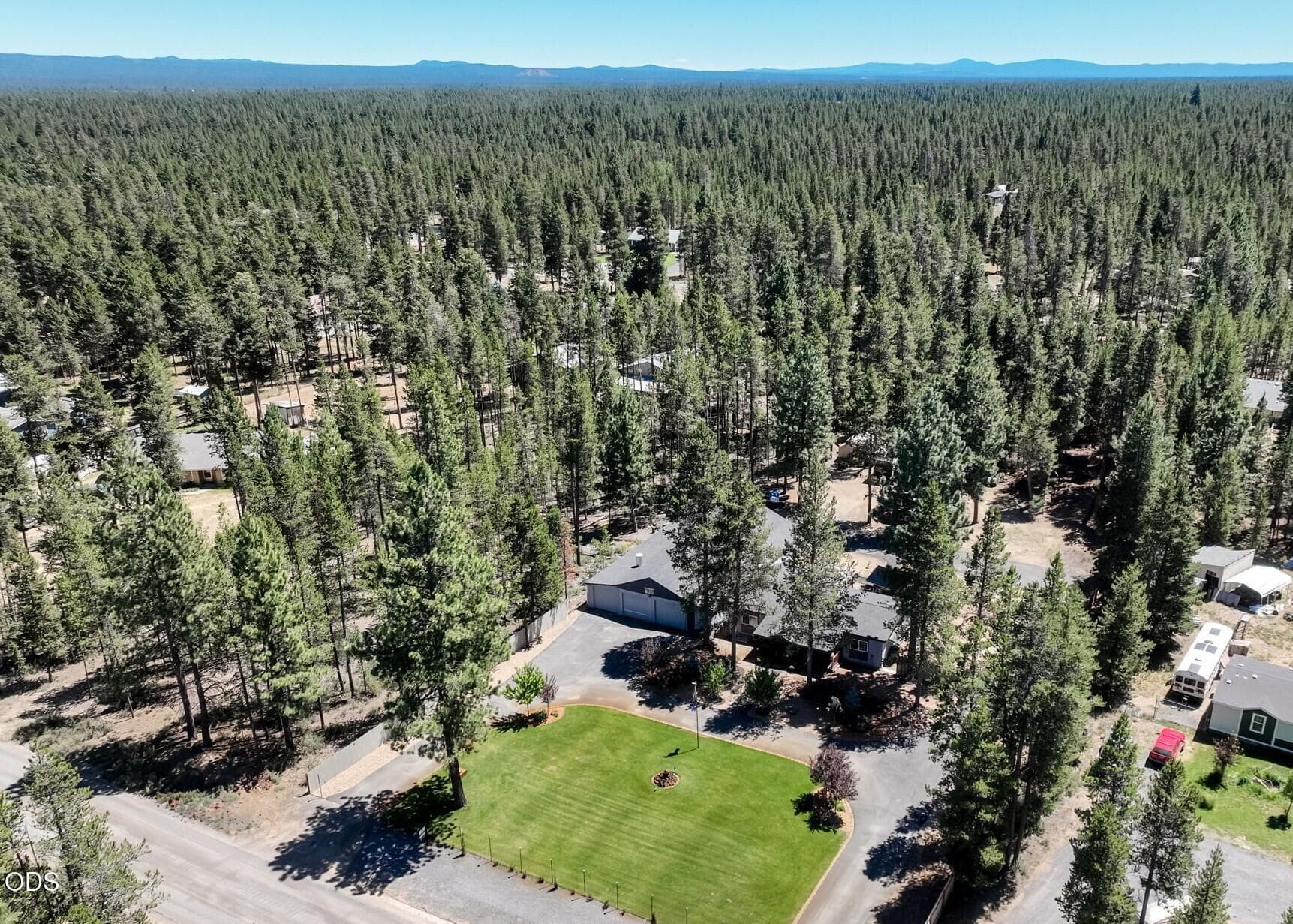 3-web-or-mls-Tyler_Phillips_Photography_. Photo 2 of 37, 15775 Twin Drive, La Pine, OR 97739
