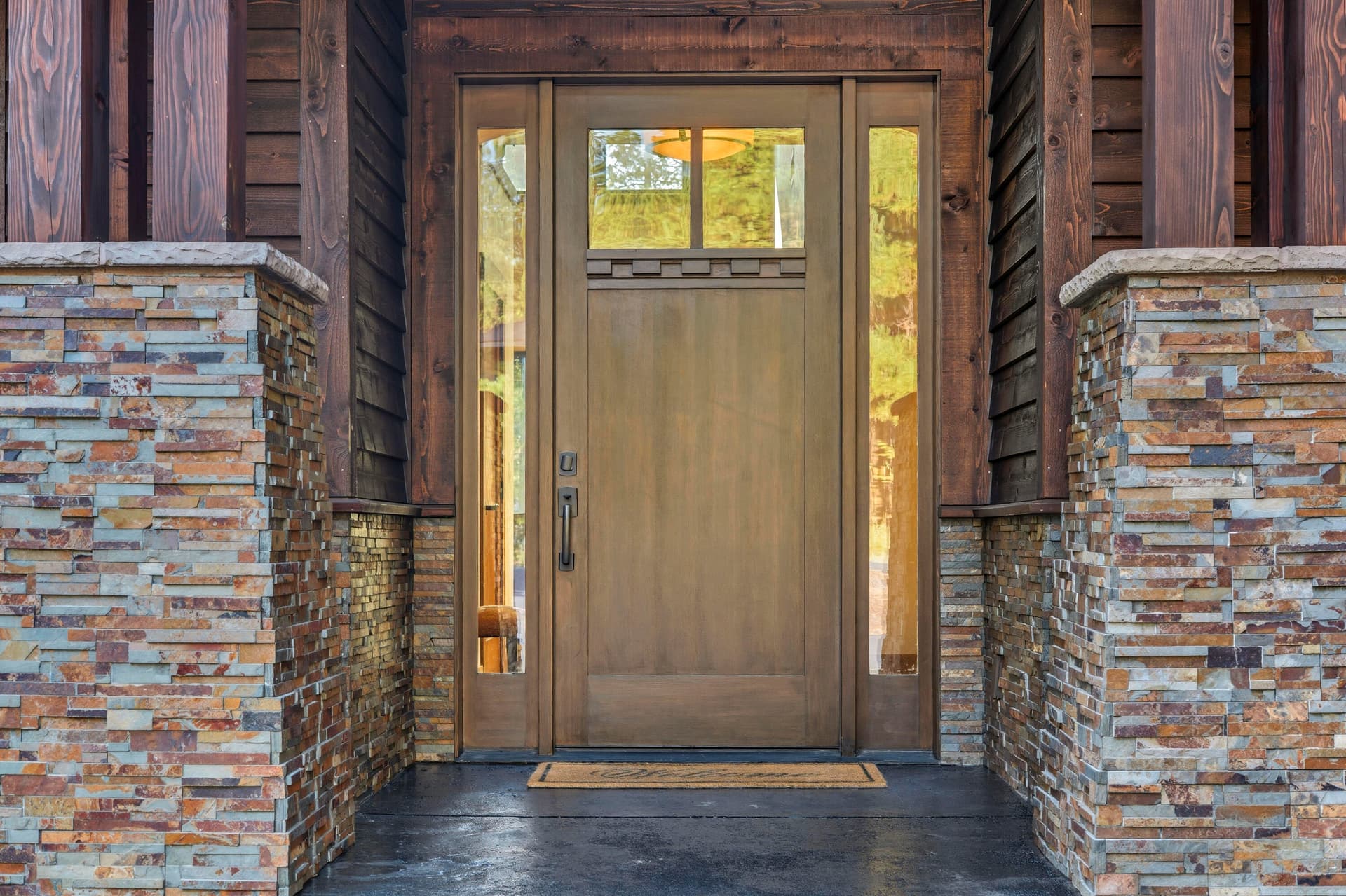 088-Entry. Photo 5 of 82, 56604 Sunstone Loop Unit 151, Bend, OR 97707