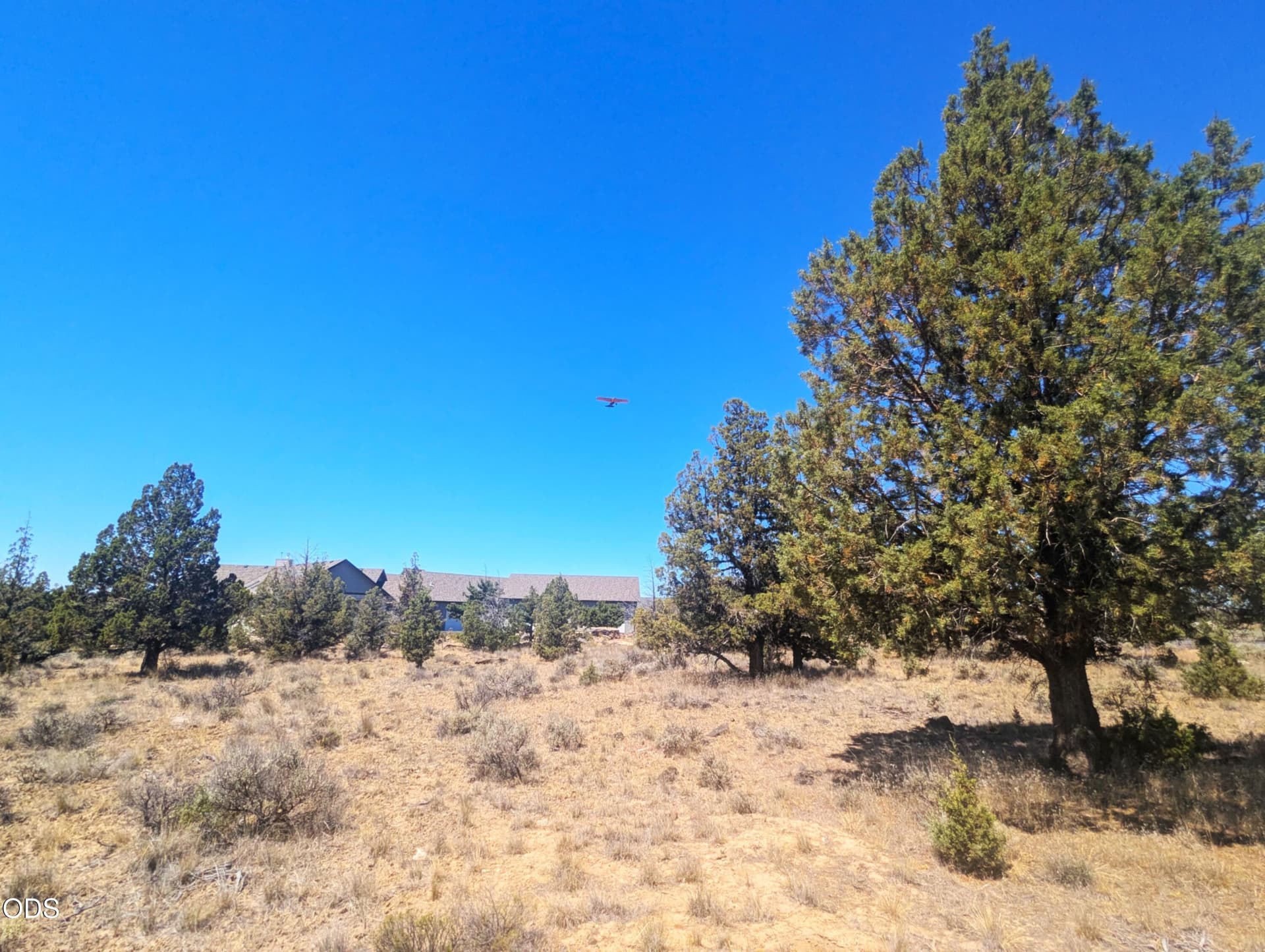 Center - West View Aircraft Departing. Photo 5 of 17, 3152 SE Pilot Drive, Prineville, OR 97754