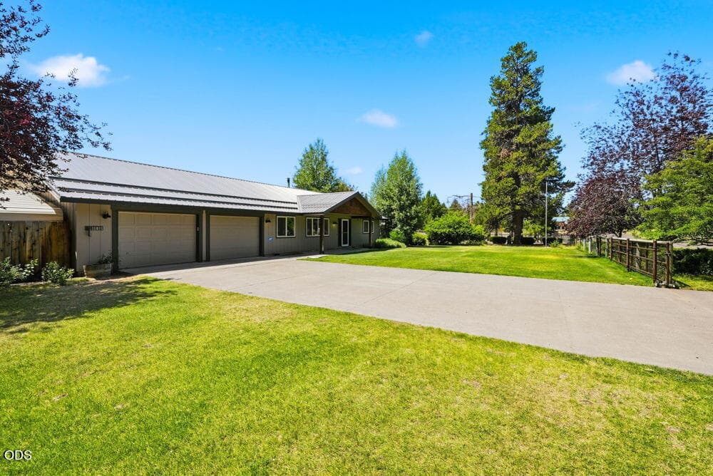8-web-or-mls-Riley_Visuals-8. Photo 4 of 66, 16025 Sunset Lane, La Pine, OR 97739