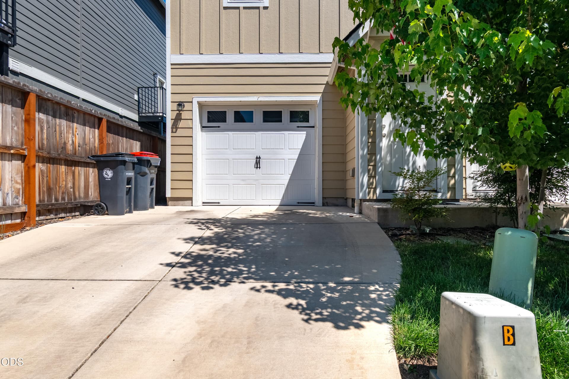 01-2. Photo 2 of 15, 7810 Jacqueline Way, White City, OR 97503