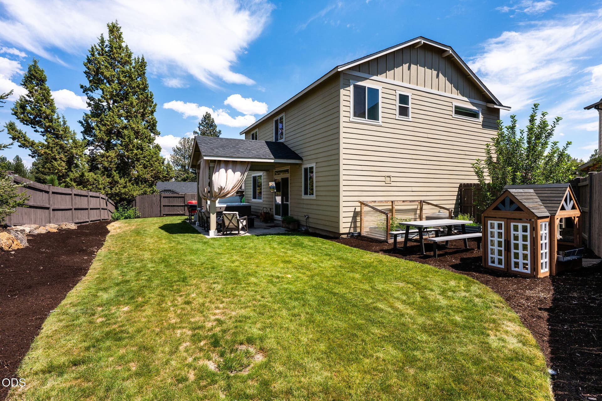 Backyard, Garden Area. Photo 4 of 42, 20496 SE Clover Crest Court, Bend, OR 97702