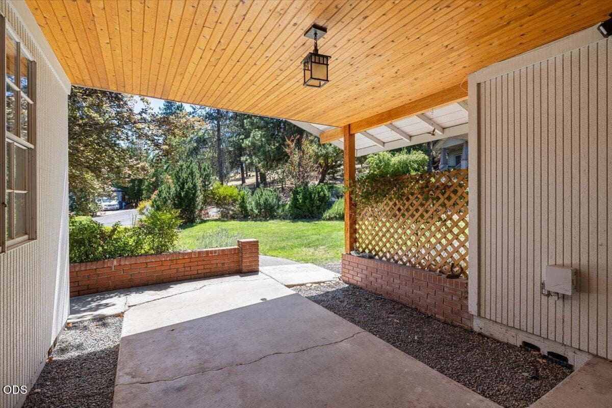 29-CI_2630. Photo 4 of 38, 340 Miner Way, Jacksonville, OR 97530