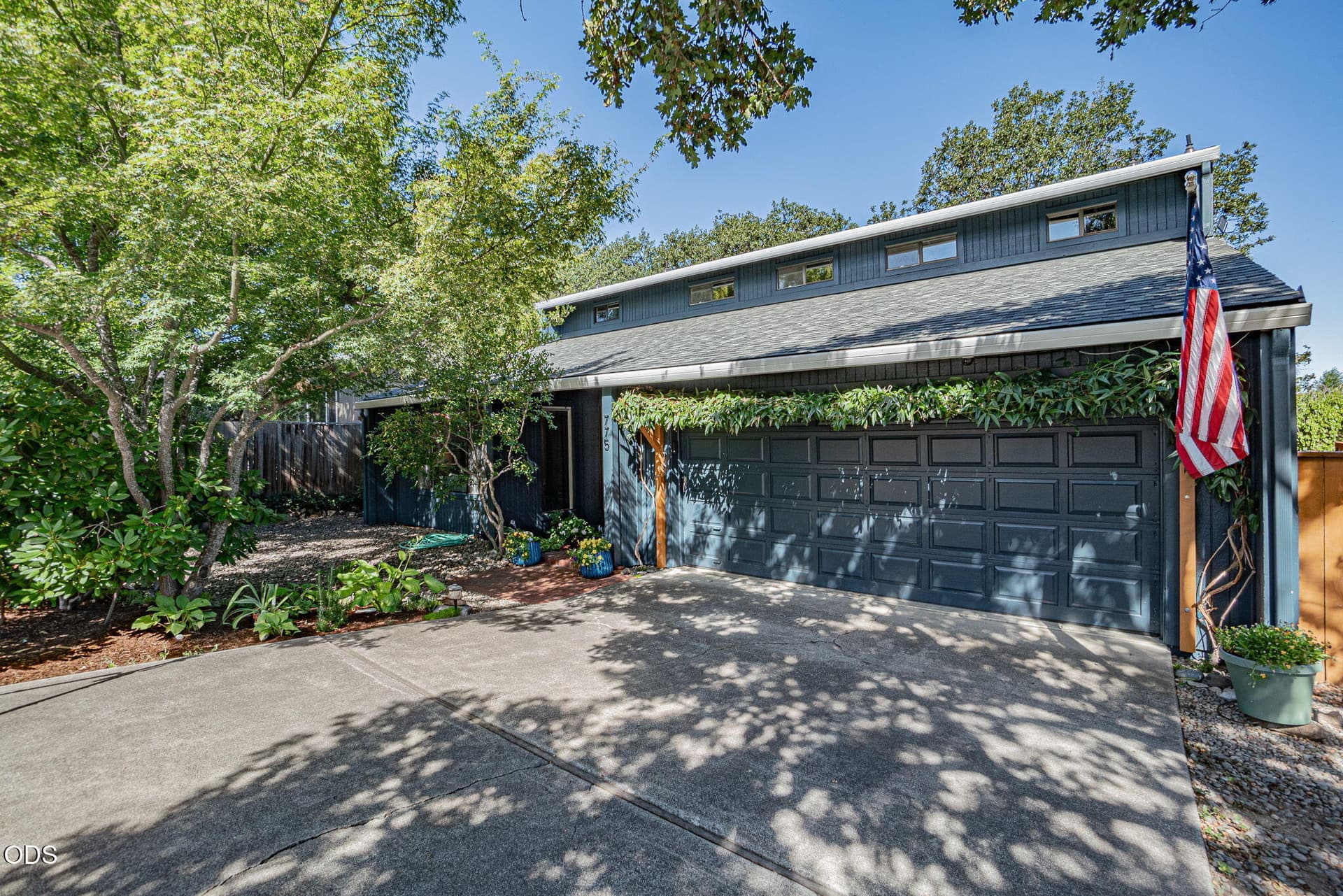 5-web-or-mls-DSC07973-HDR. Photo 1 of 26, 775 Oak Knoll Drive, Ashland, OR 97520
