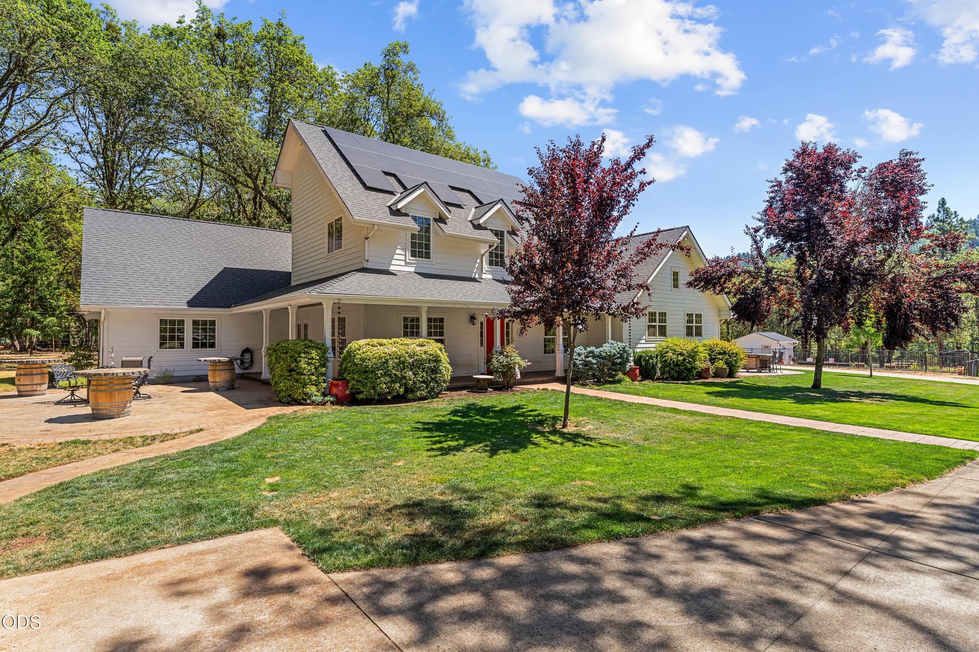 Custom Built Home. Photo 4 of 63, 438 Murphy Creek Road, Grants Pass, OR 97527
