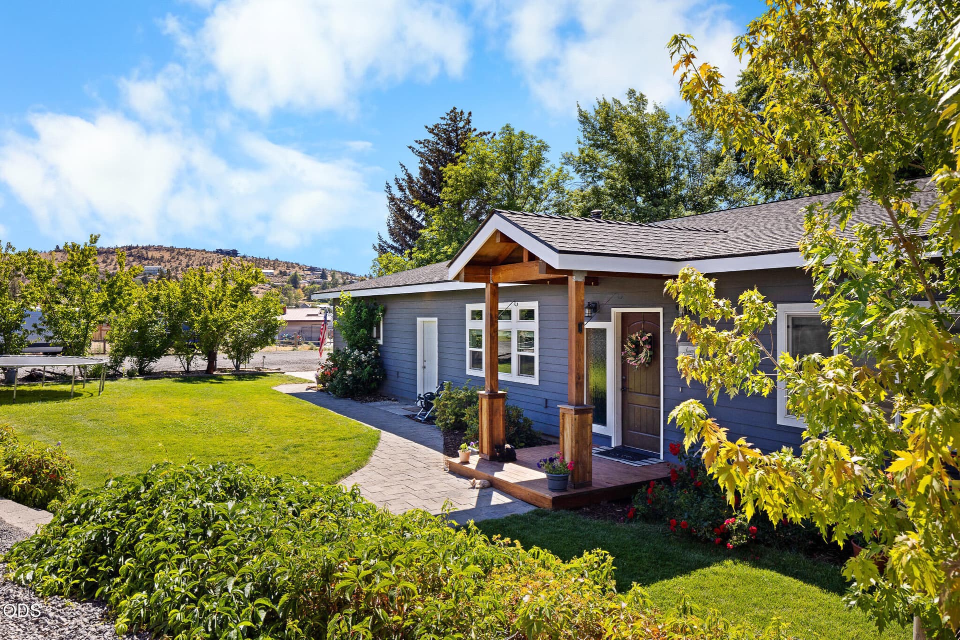 Main. Photo 1 of 48, 1135 NW Newell Avenue, Terrebonne, OR 97760