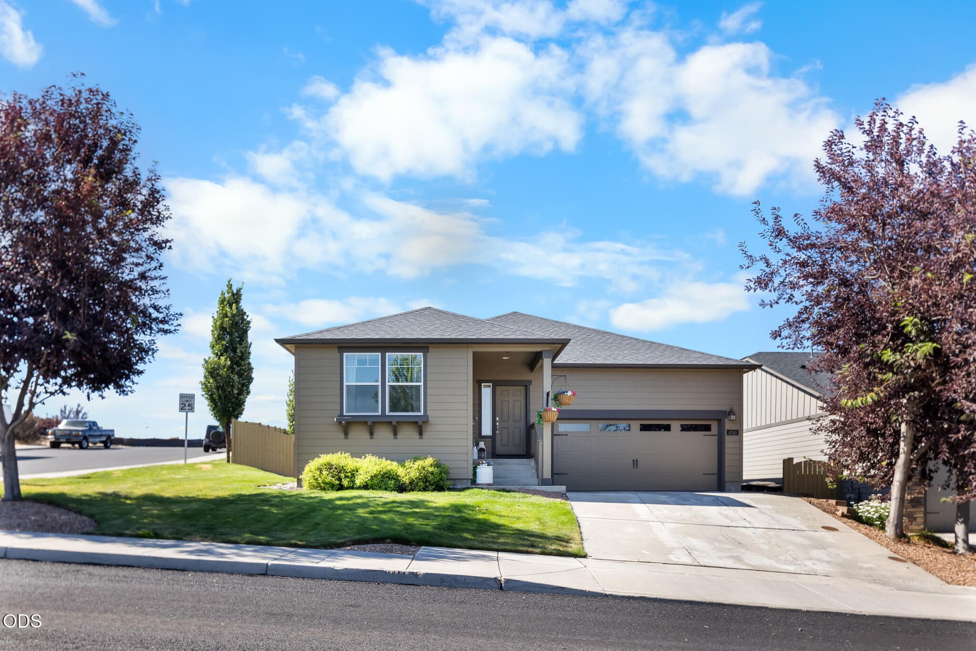 _E0A7307. Photo 2 of 28, 4510 SW Umatilla Avenue, Redmond, OR 97756