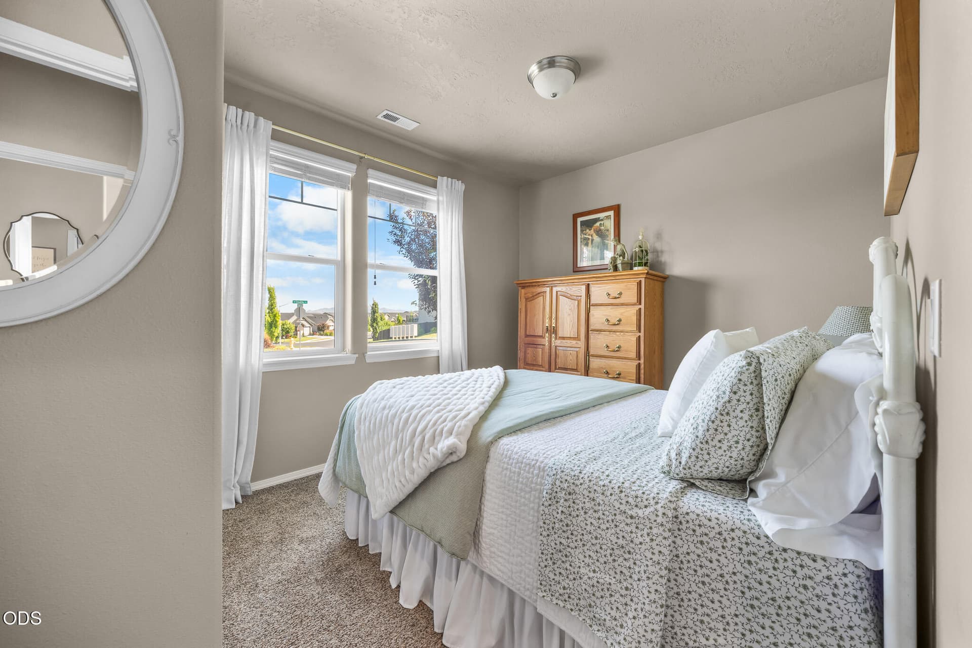 Bedroom 2. Photo 4 of 28, 4510 SW Umatilla Avenue, Redmond, OR 97756