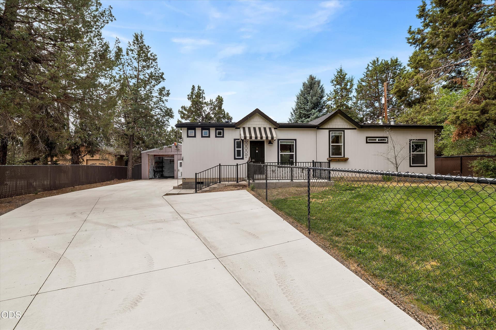 01-20260714 JILL ROSELL 2-5. Photo 2 of 46, 20007 Beaver Lane, Bend, OR 97703