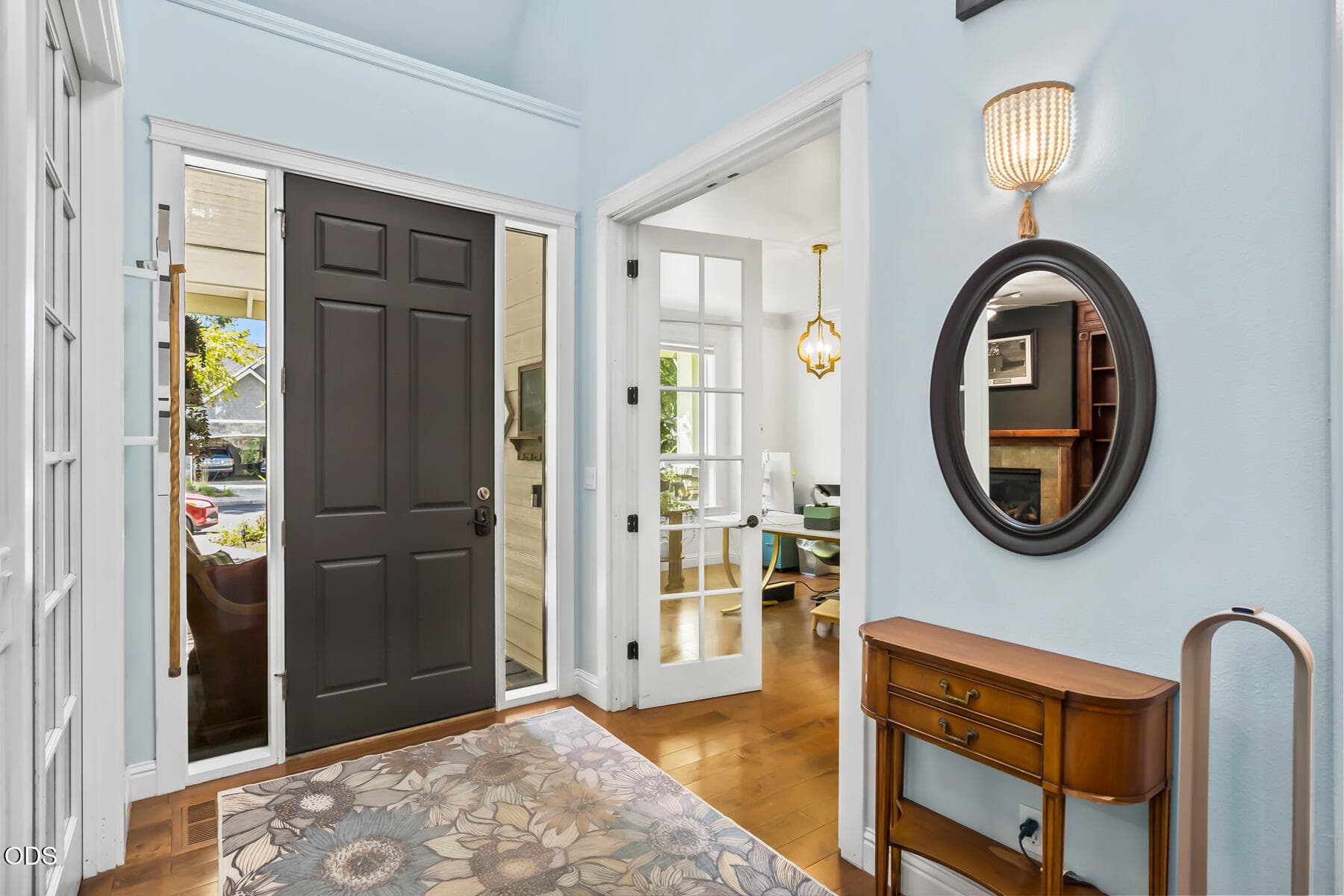Entry Way. Photo 4 of 48, 796 SE Briarwood Court, Bend, OR 97702