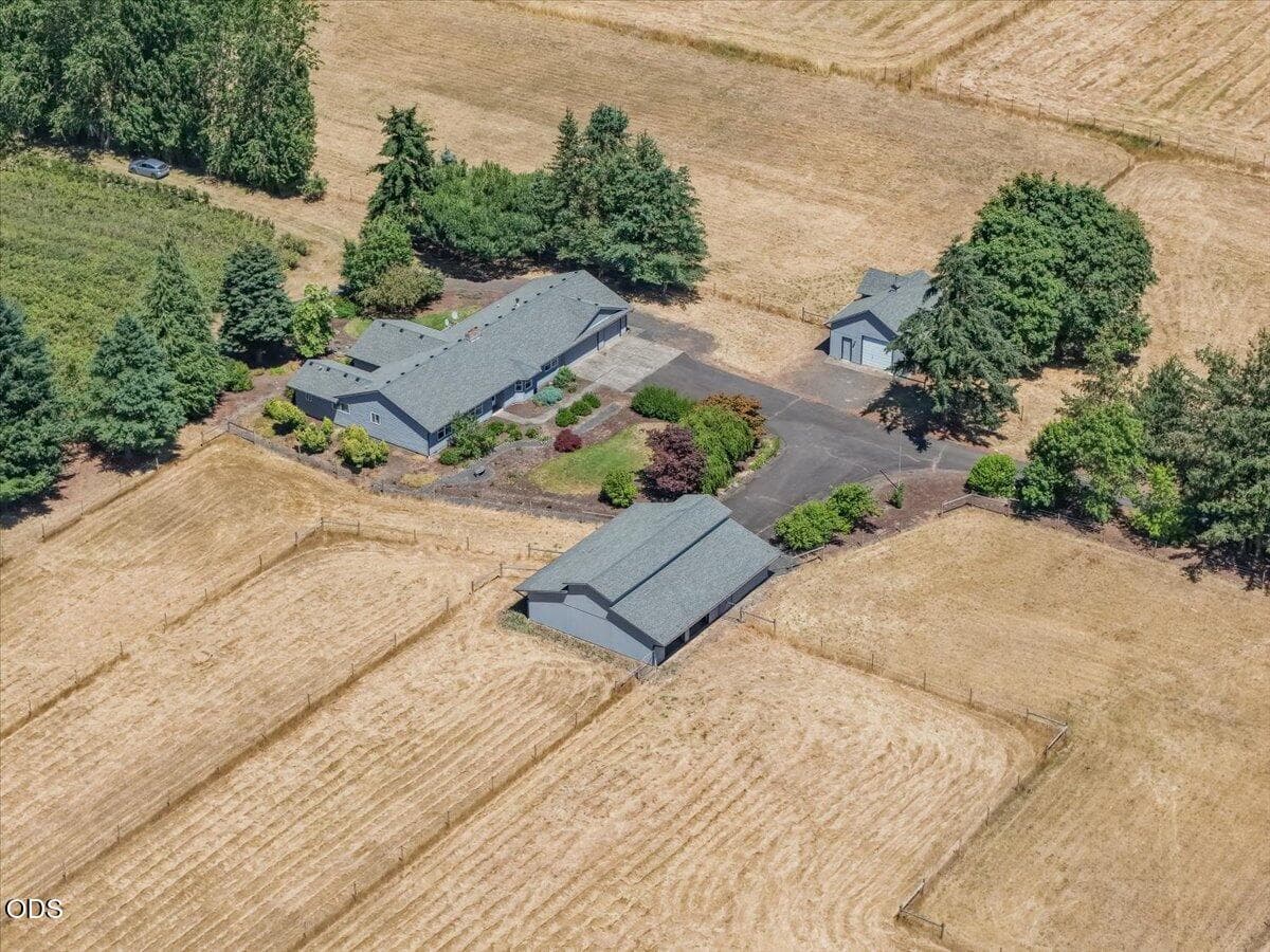 103. Photo 4 of 43, 7683 Parker Lane, Turner, OR 97392