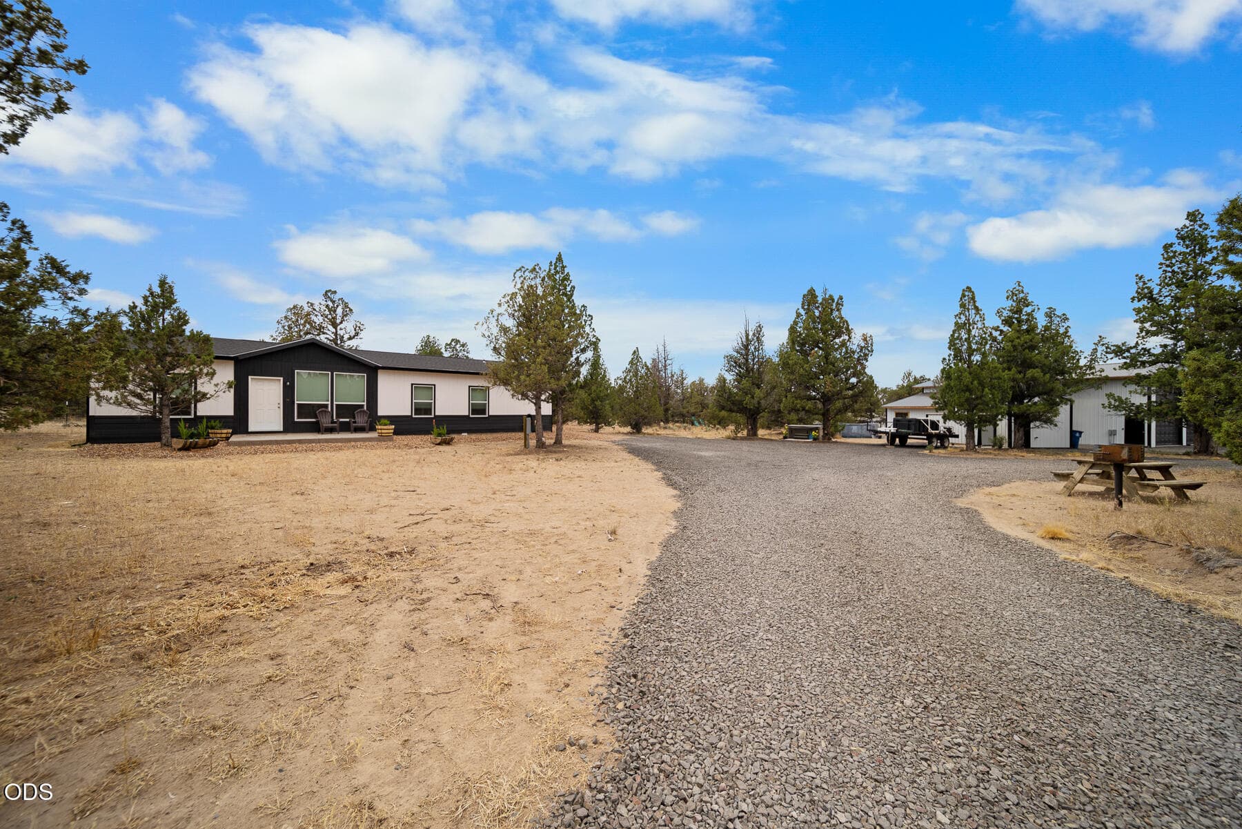01. Photo 4 of 33, 17045 SE Ute Road, Prineville, OR 97754