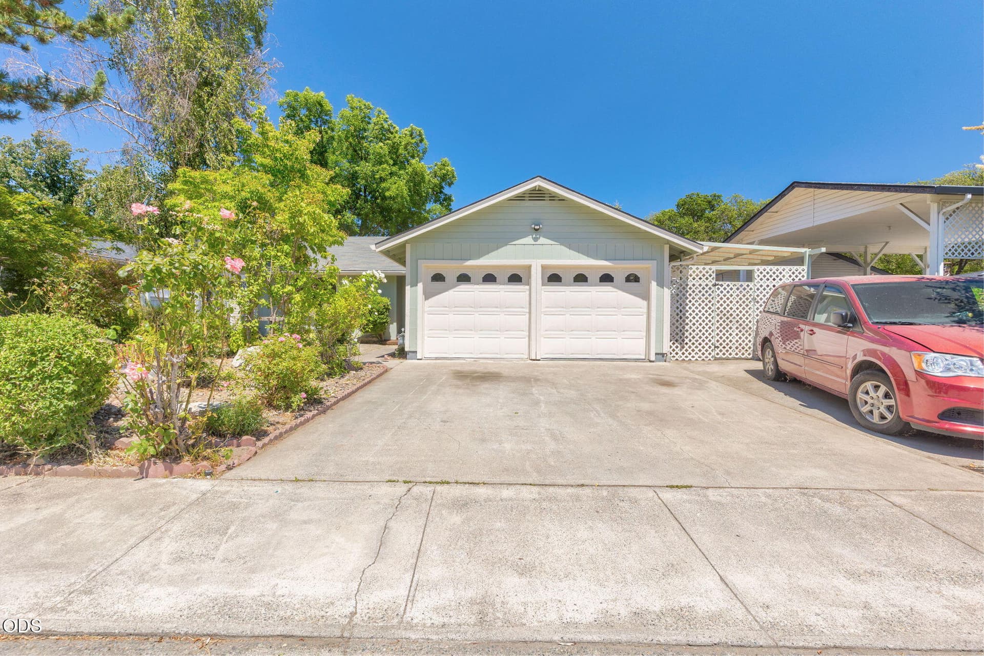 1-web-or-mls-107-walnut-dr. Photo 1 of 30, 107 Walnut Drive, Rogue River, OR 97537