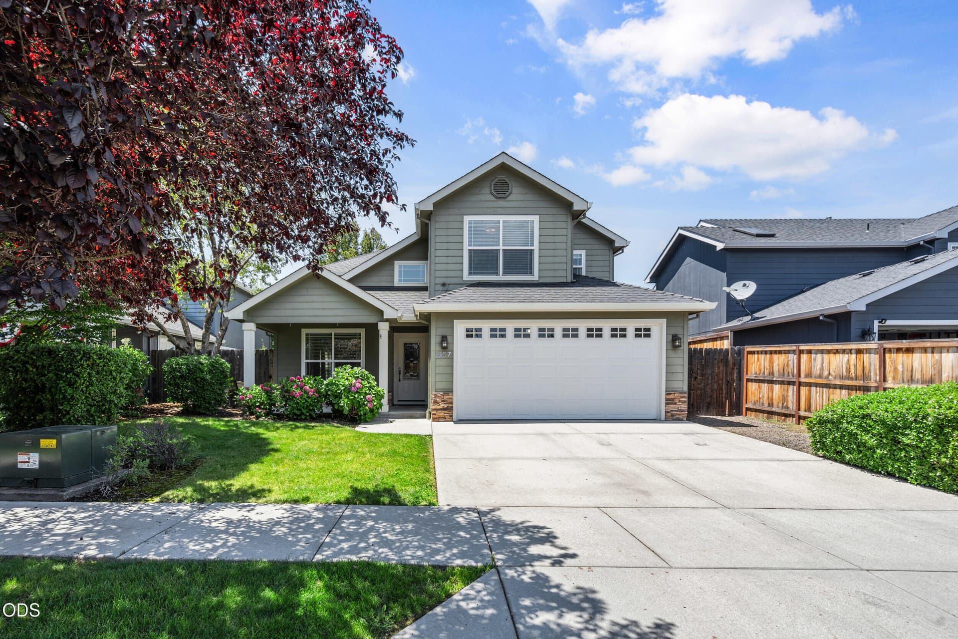 657-spring-valley-dr-medford-01. Photo 1 of 36, 657 Spring Valley Drive, Medford, OR 97501