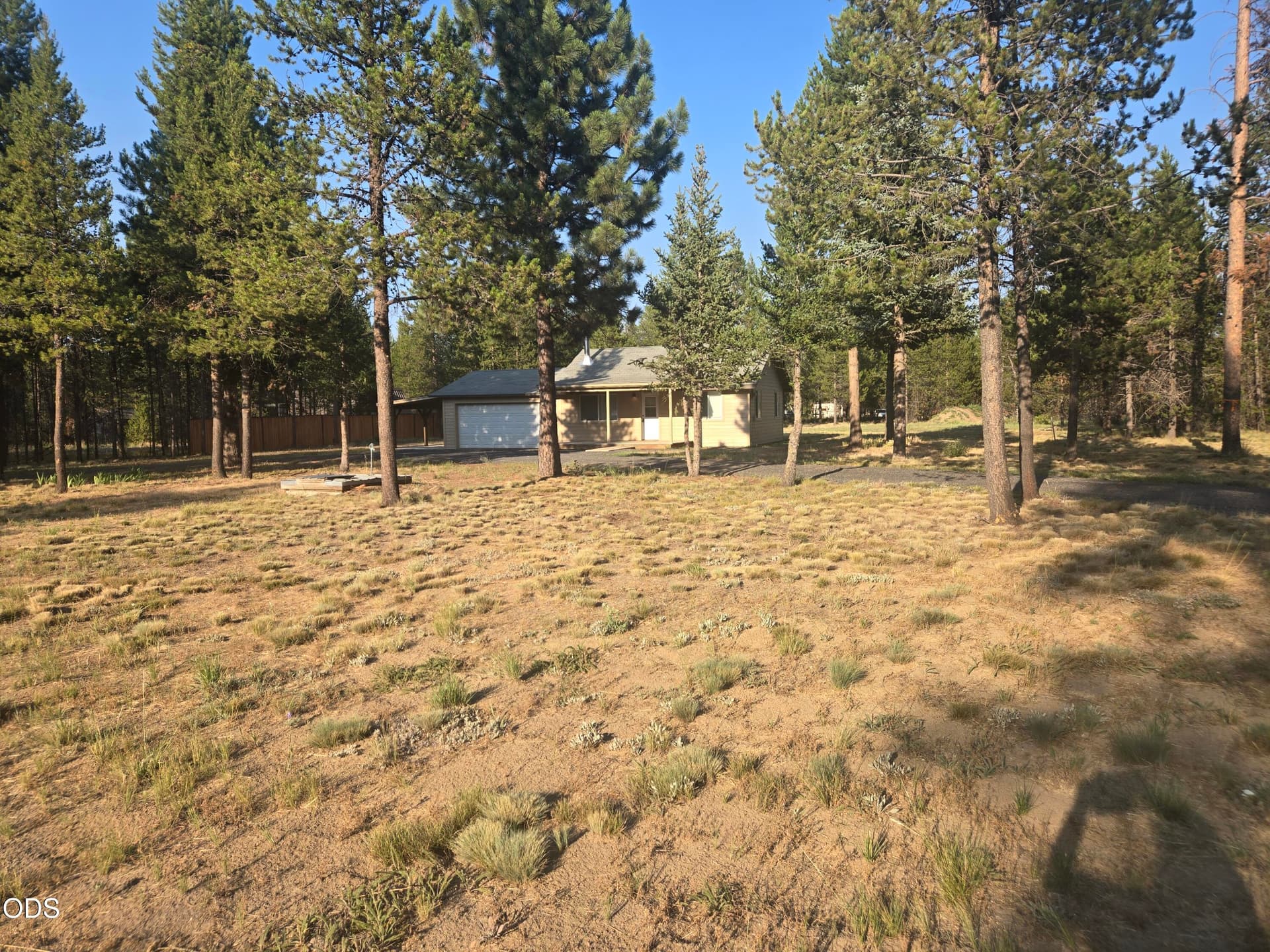 Front. Photo 1 of 16, 52460 Pine Drive, La Pine, OR 97739