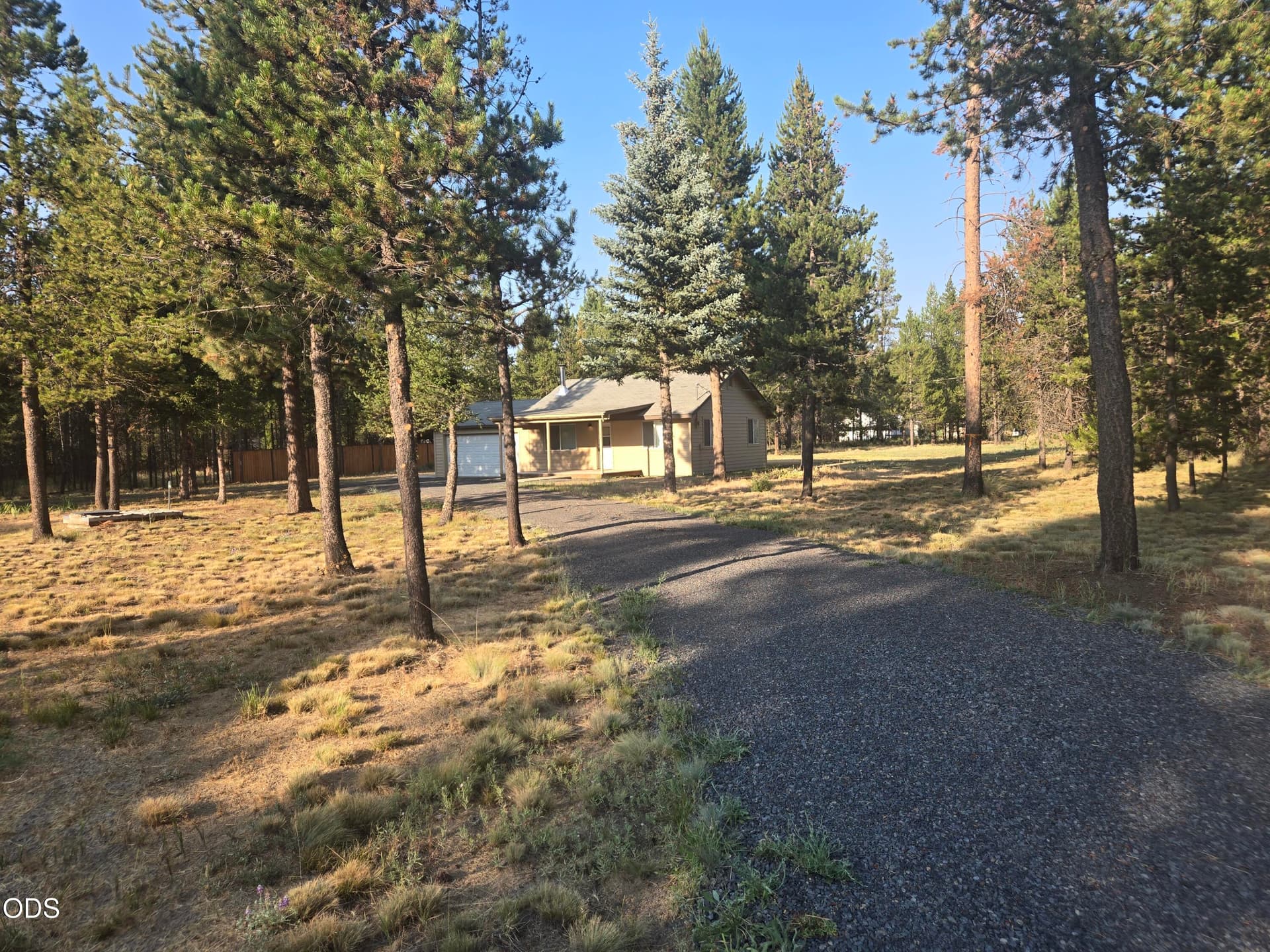 pine dr front1. Photo 3 of 16, 52460 Pine Drive, La Pine, OR 97739