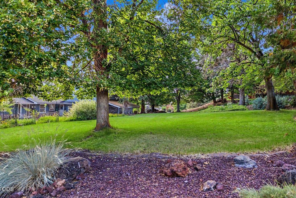 2. Photo 3 of 65, 6727 Kimberly Court, Klamath Falls, OR 97603