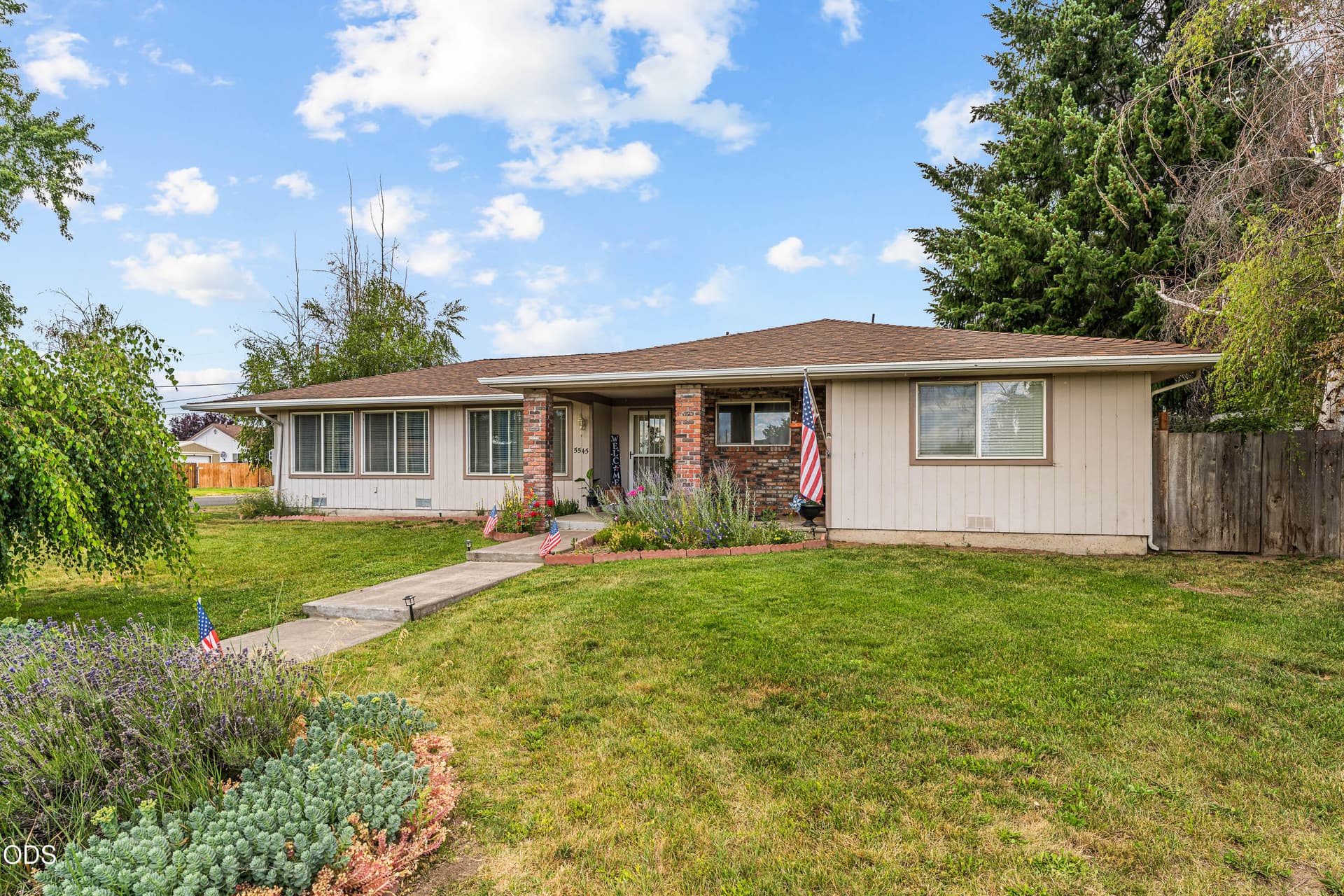 02-EXT (2 of 19). Photo 1 of 35, 5545 Sylvia Avenue, Klamath Falls, OR 97603
