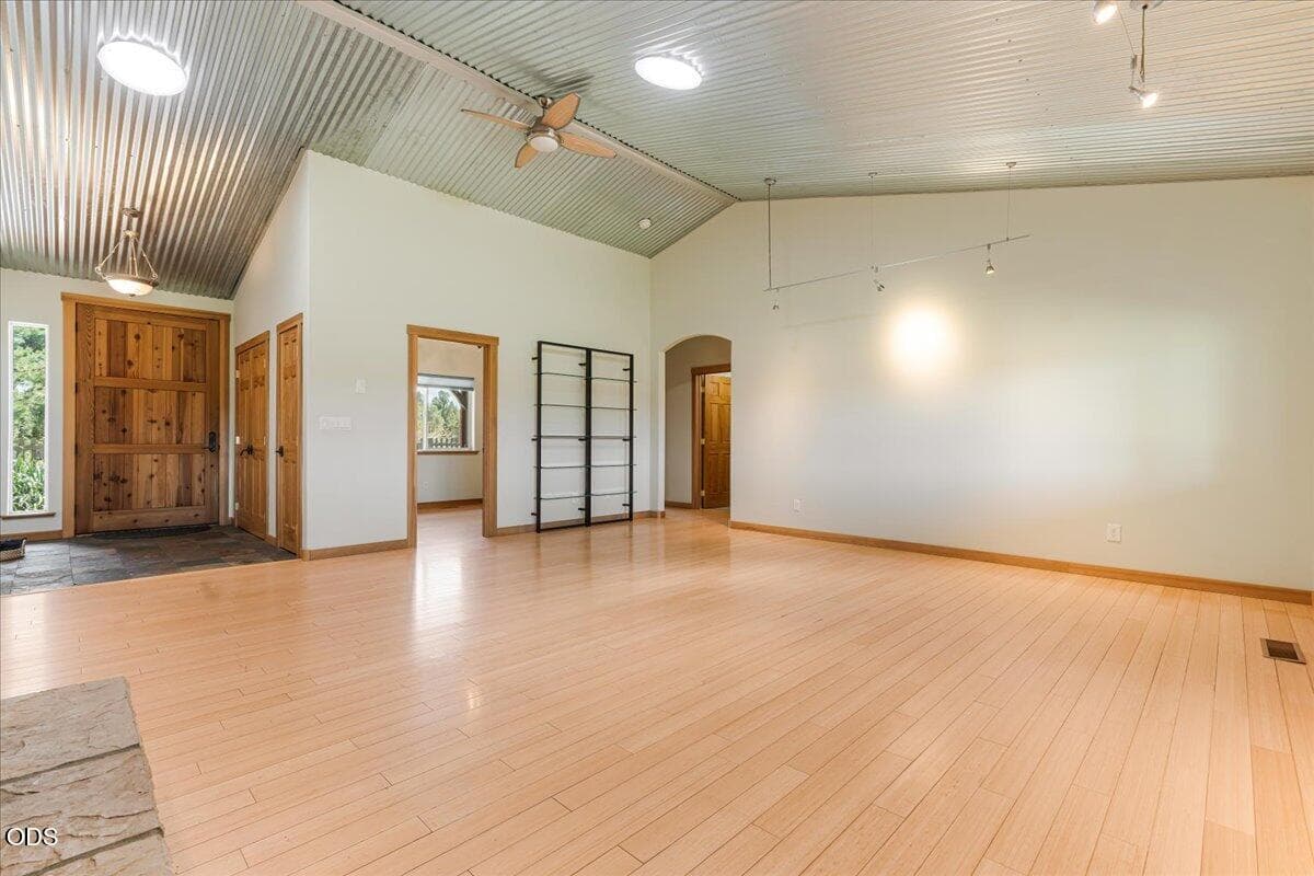 Living Room. Photo 5 of 46, 69175 Holmes Road, Sisters, OR 97759
