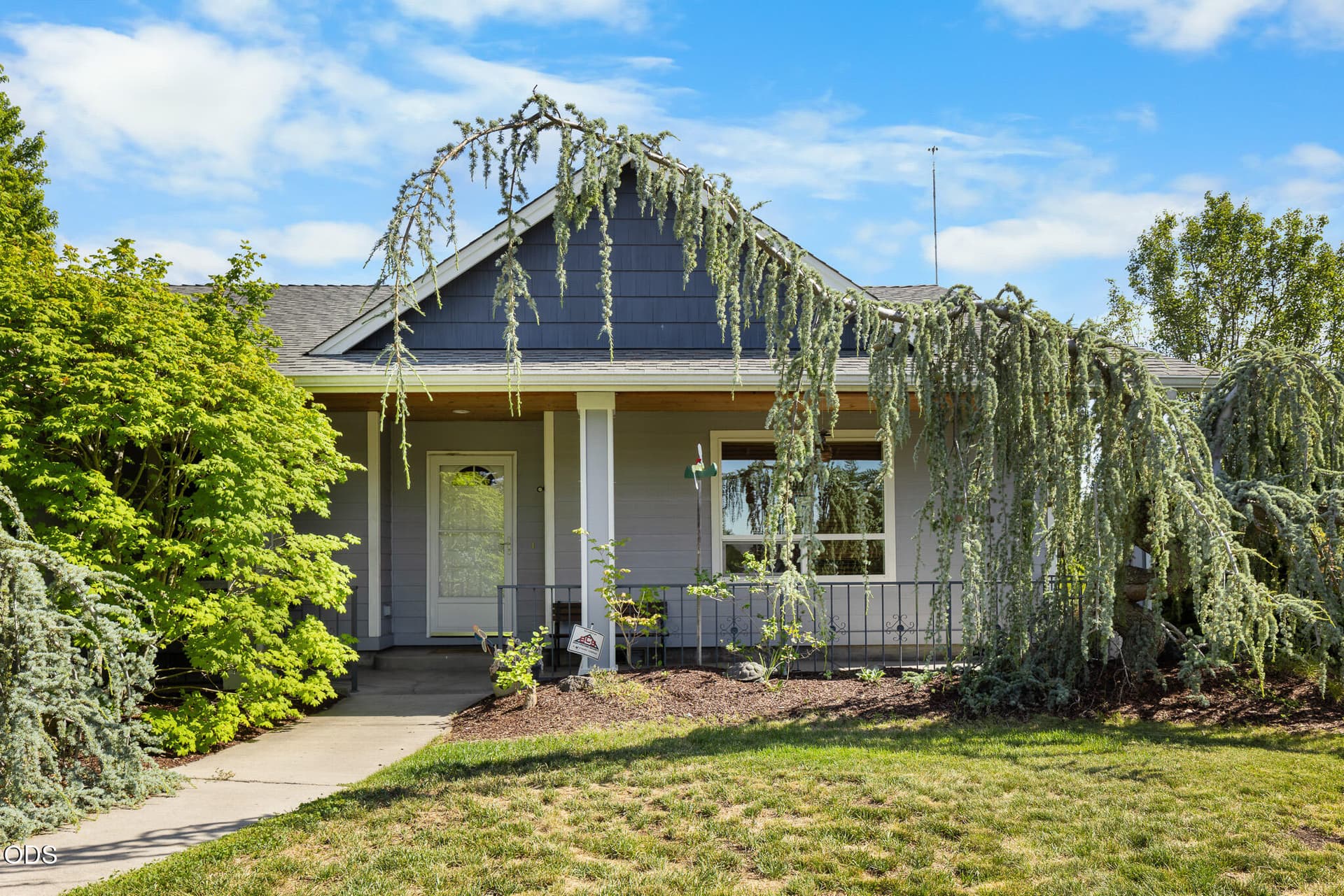 7-print-_E0A7872. Photo 2 of 53, 2142 NW Nickernut Avenue, Redmond, OR 97756
