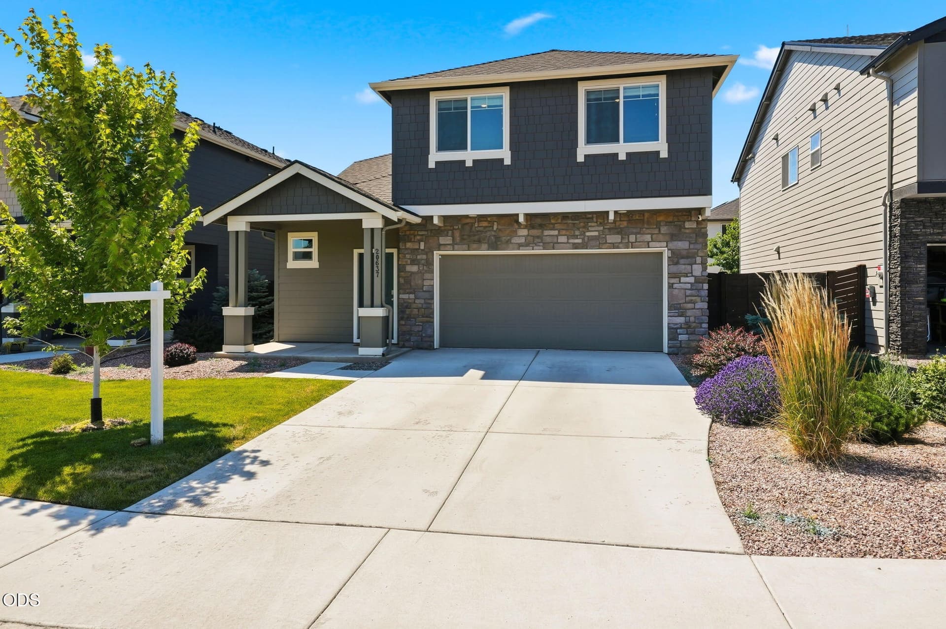 05-web-or-mls-Riley_Visuals-5. Photo 2 of 30, 20637 SE Nina Avenue, Bend, OR 97702