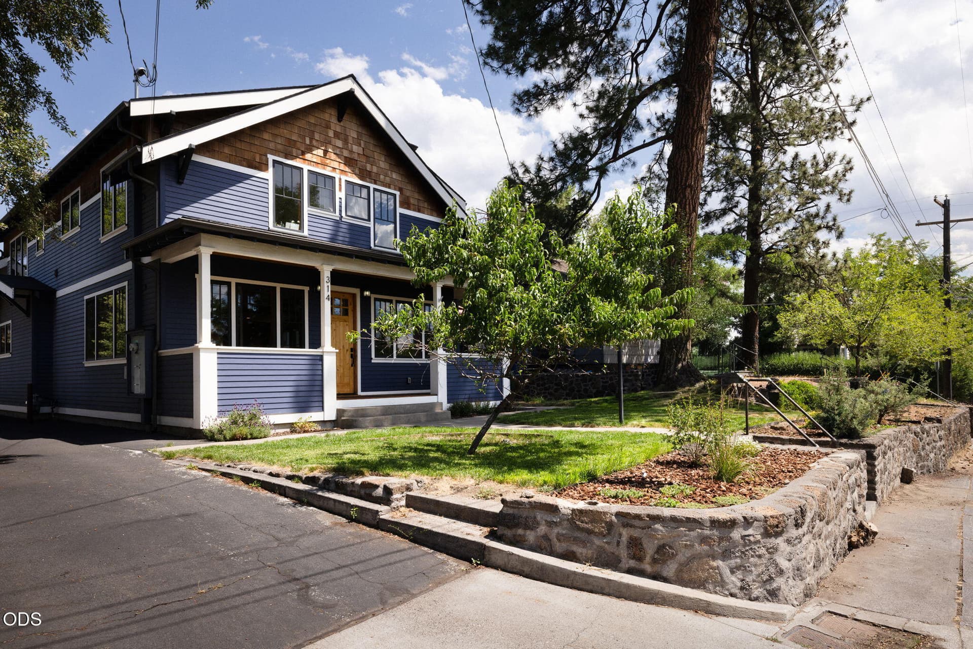 Georgia Summer Pack (4 of 21). Photo 5 of 57, 314 NW Georgia Avenue, Bend, OR 97703