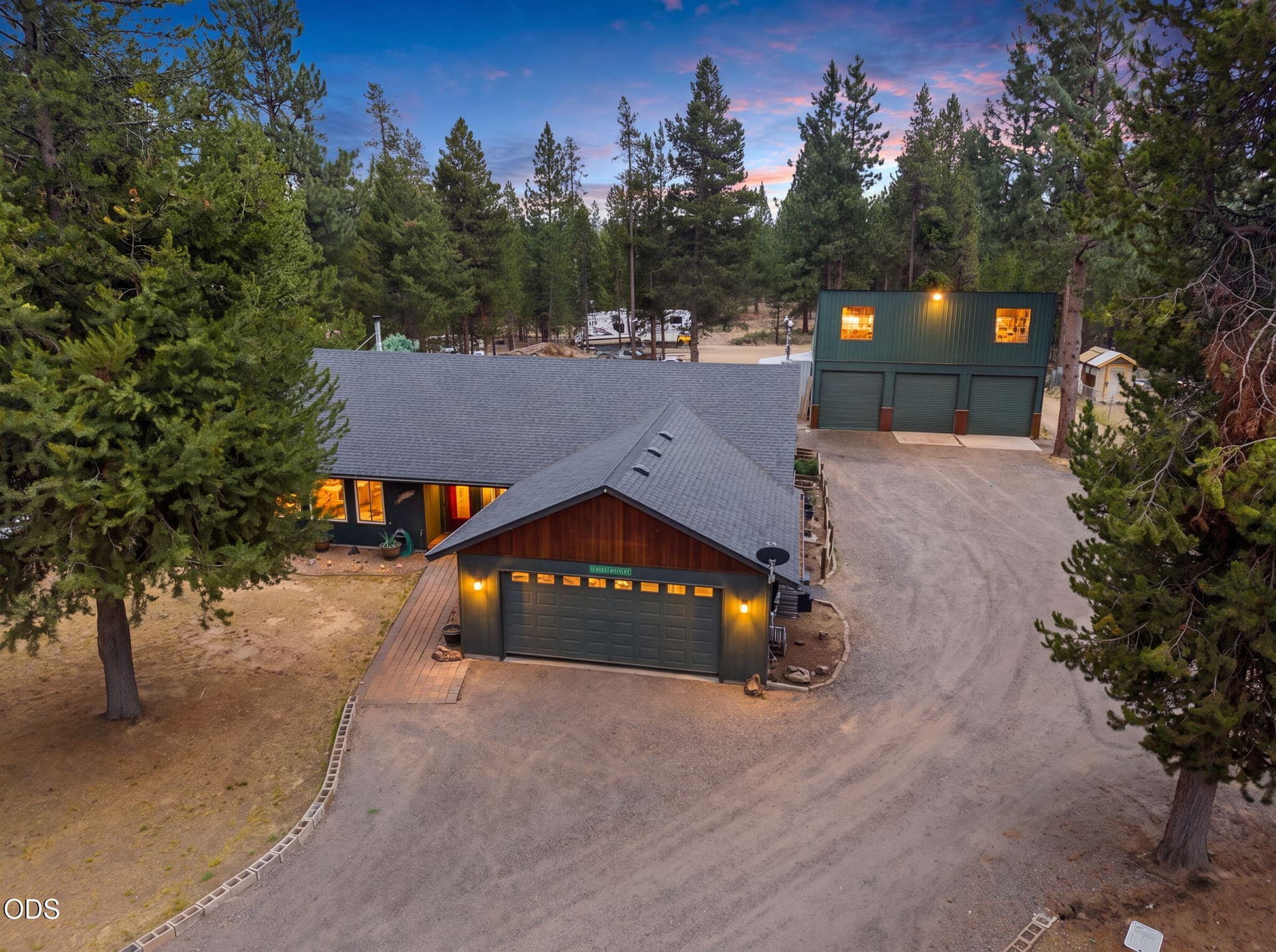15495-Federal-Rd-La-Pine-OR-97739-. Photo 2 of 38, 15495 Federal Road, La Pine, OR 97739